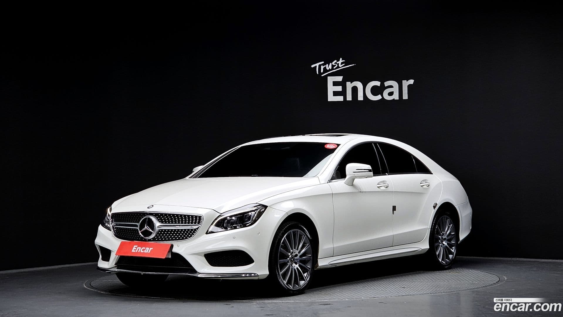 Main__Slider__Photo:CLS-Class Mercedes-Benz 2016.10-0