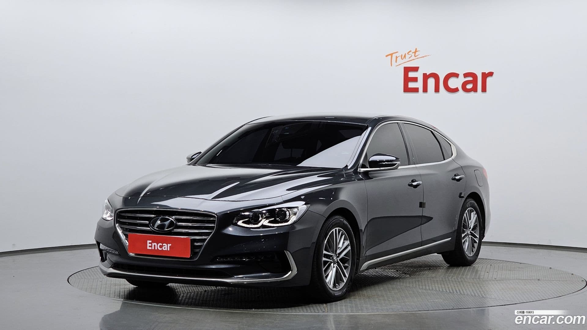 Main__Slider__Photo:Grandeur Hyundai 2019.0-0