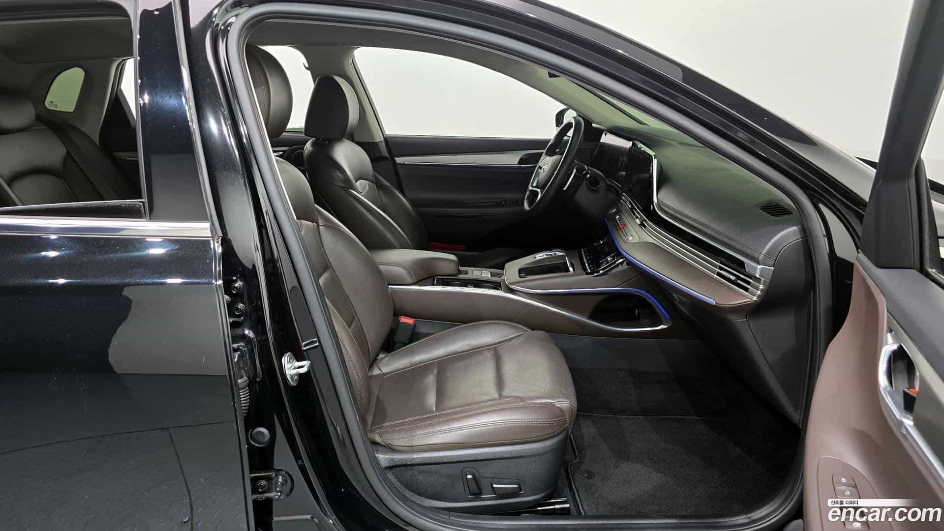 Grandeur Hyundai 2020.4-OPTION-015