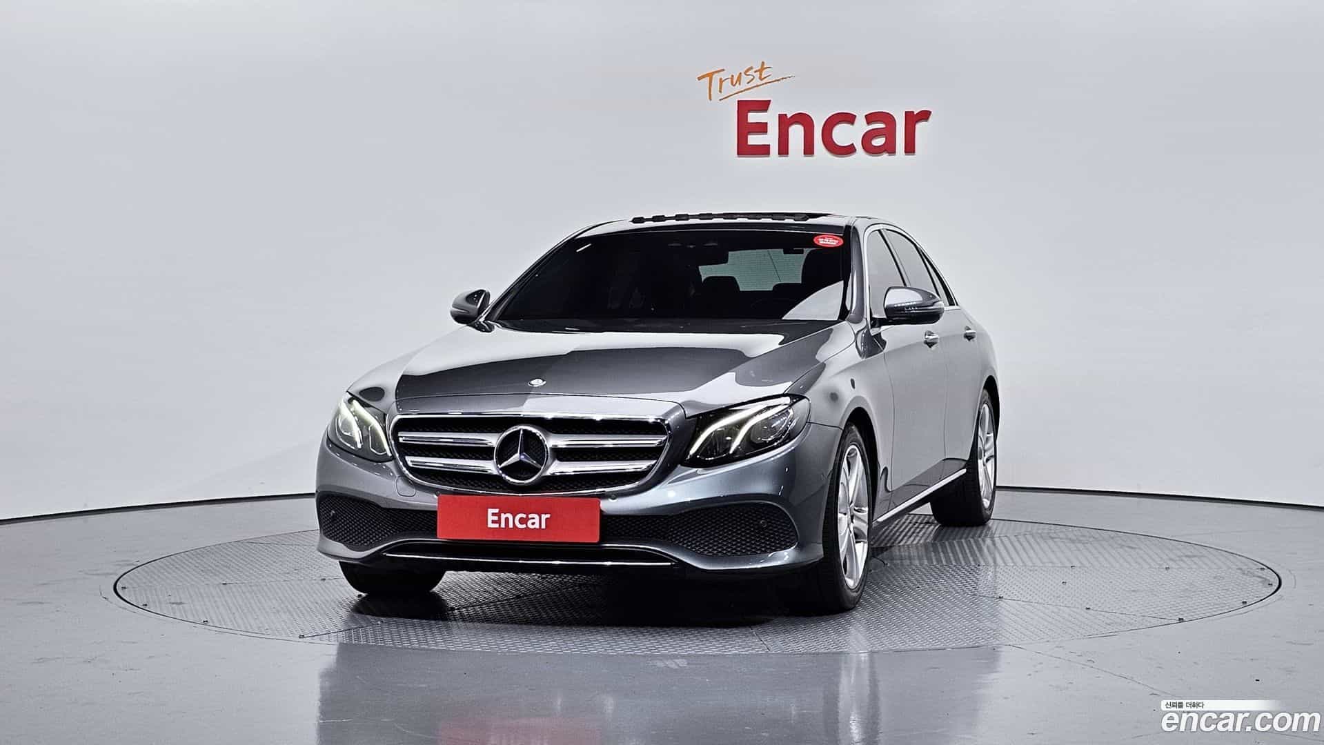 E-Class Mercedes-Benz 2016.11-OUTER-003
