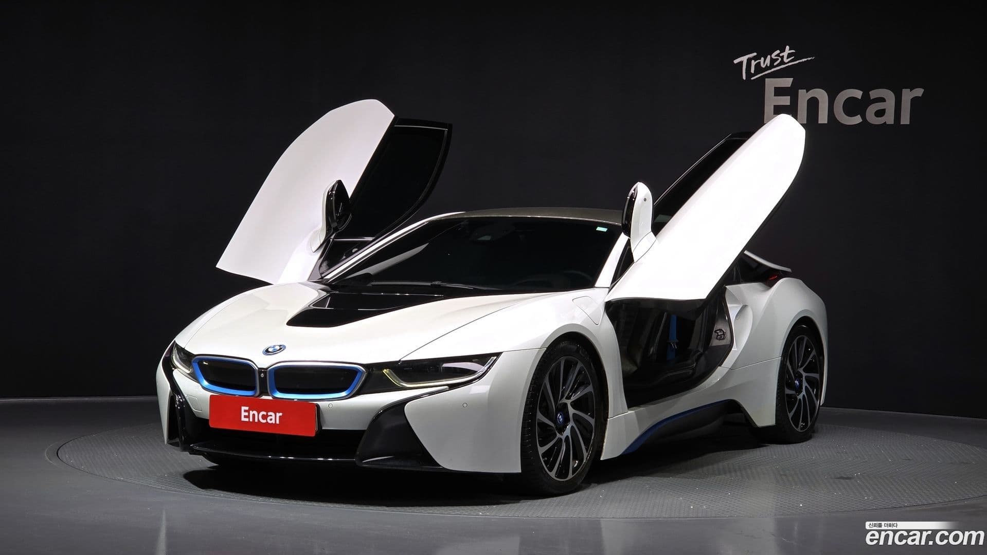 Main__Slider__Photo:i8 BMW 2015.4-0