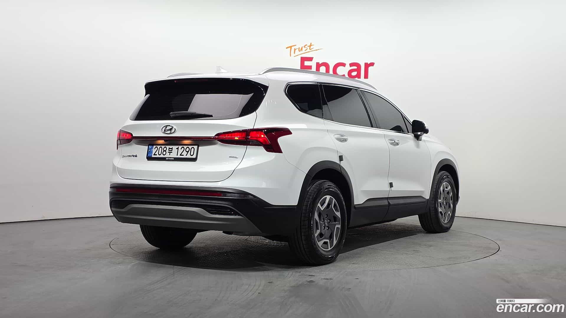 Santafe Hyundai 2021.8-OUTER-002