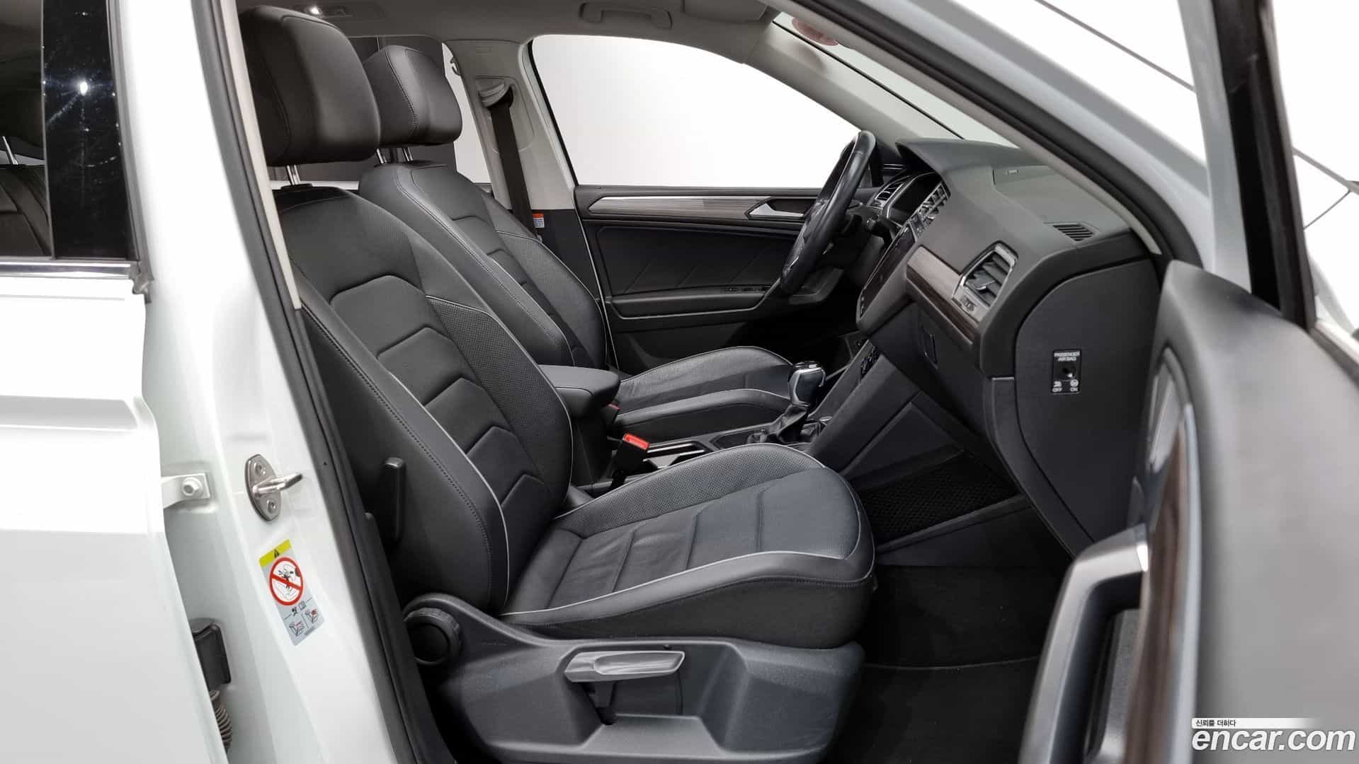 Tiguan Volkswagen 2023.2-OPTION-015
