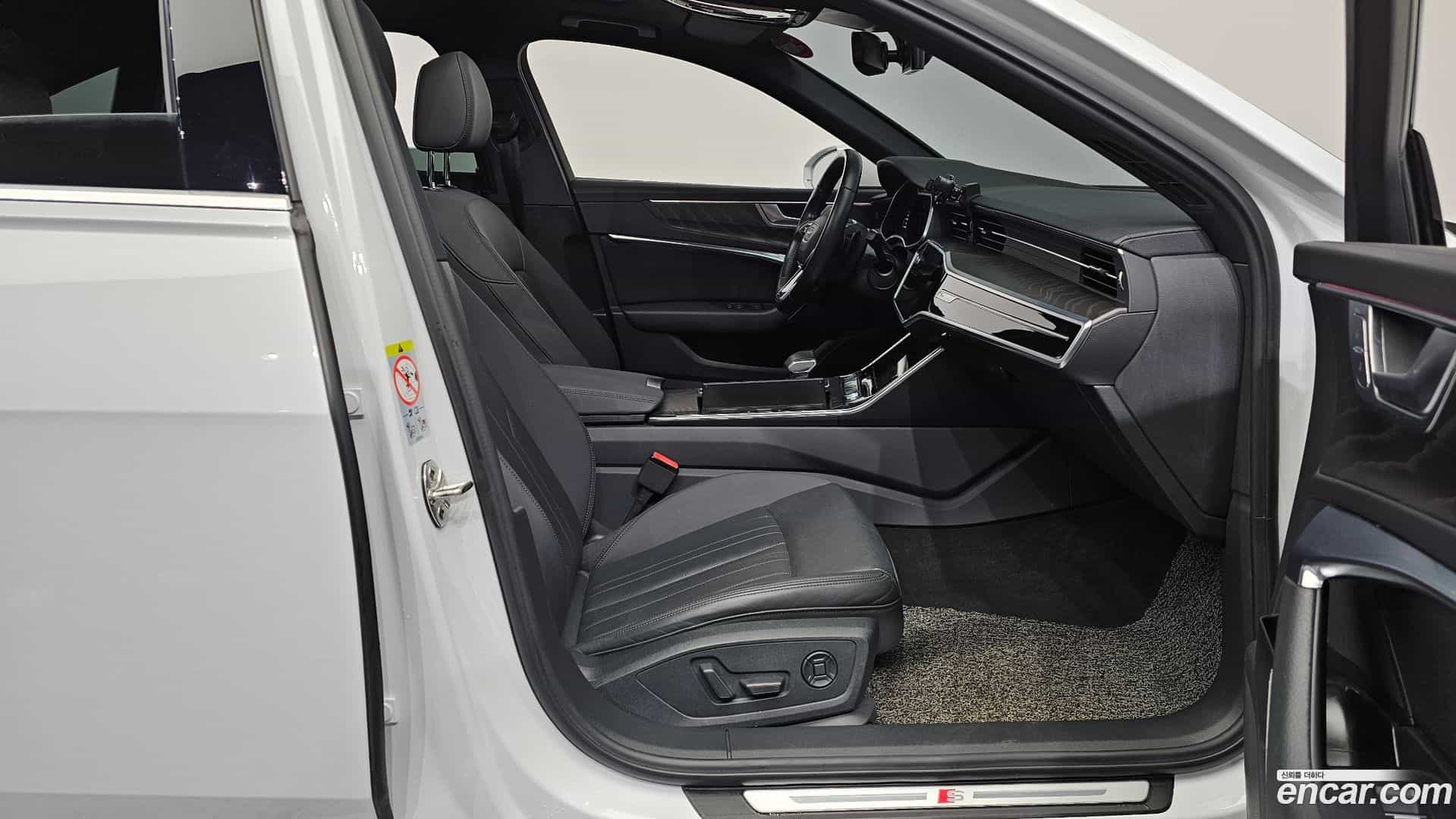 A6 Audi 2020.9-OPTION-015