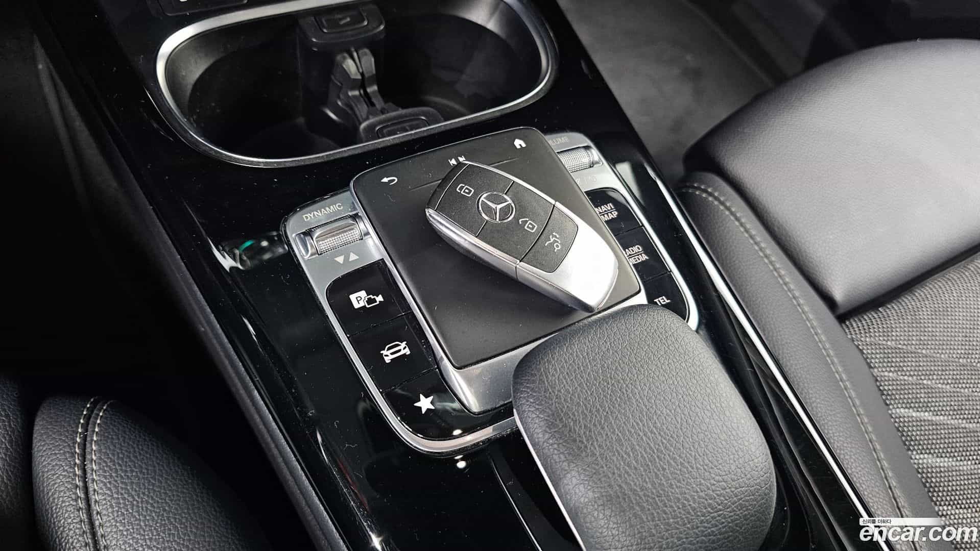 A-Class Mercedes-Benz 2020.8-INNER-009