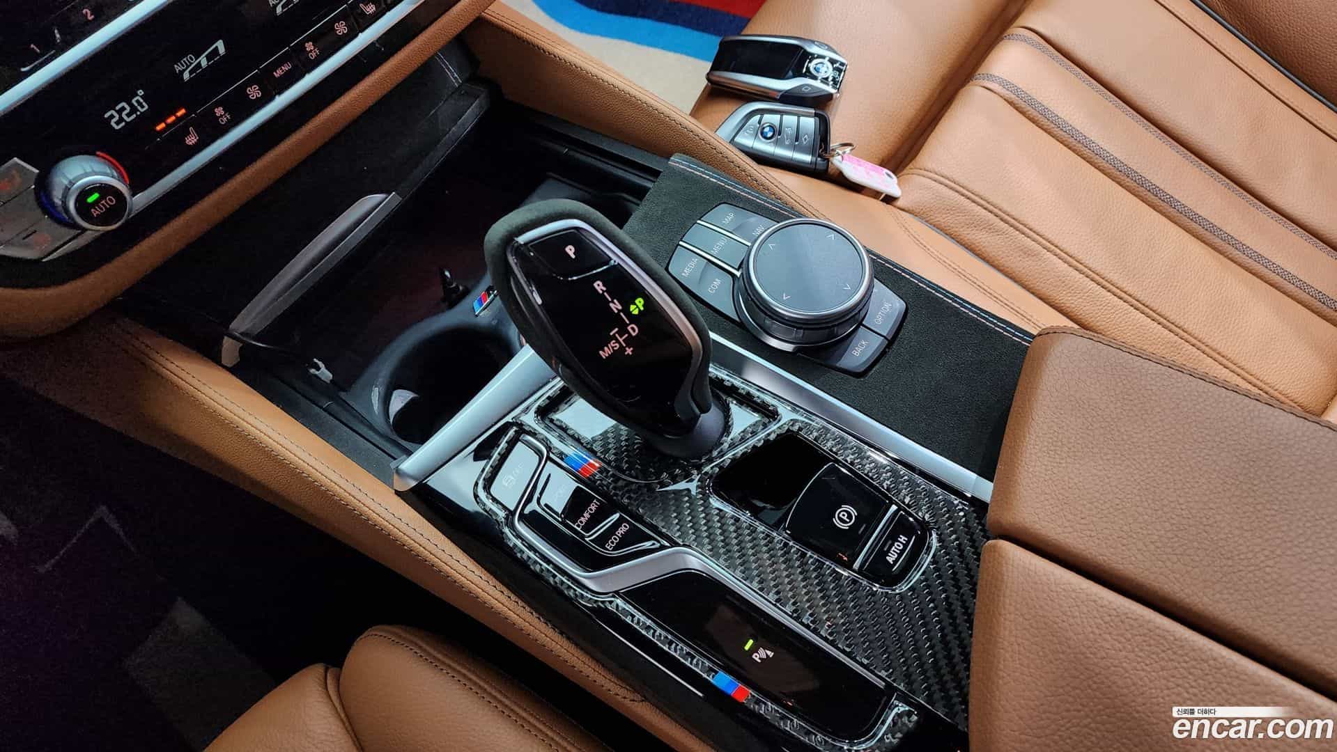 5-Series BMW 2022.0-INNER-009