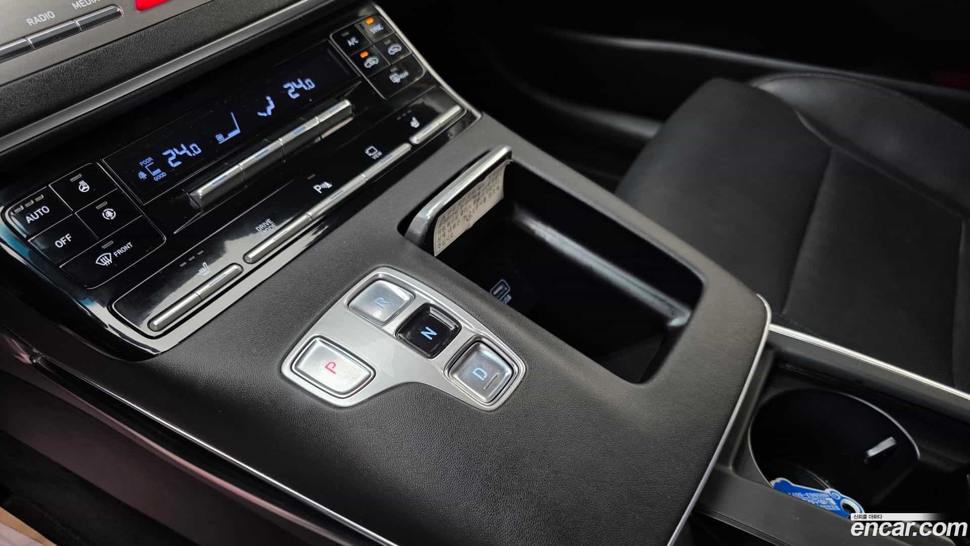 Grandeur Hyundai 2020.2-INNER-009