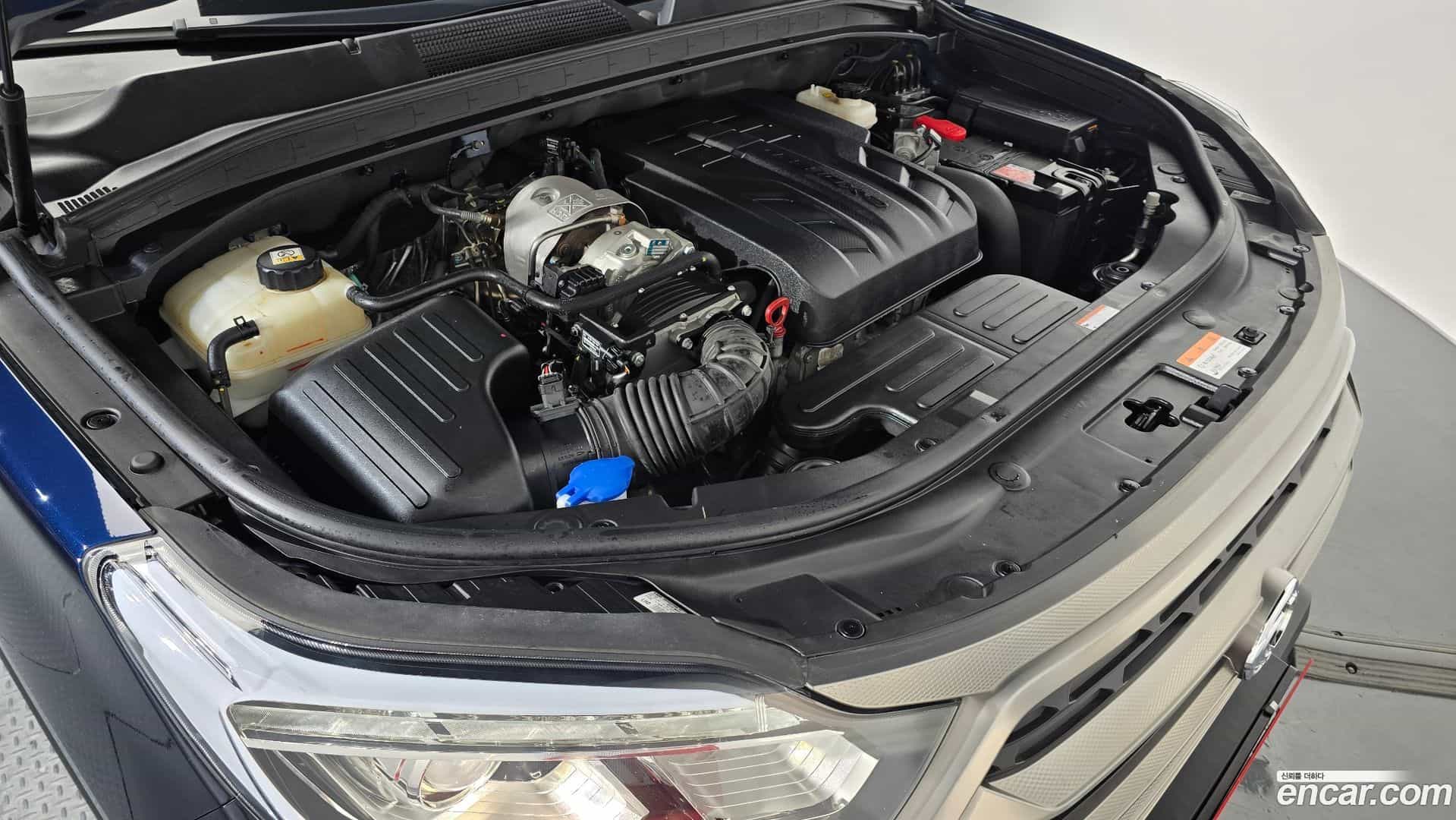 Rexton KG Mobility 2022.7-INNER-006