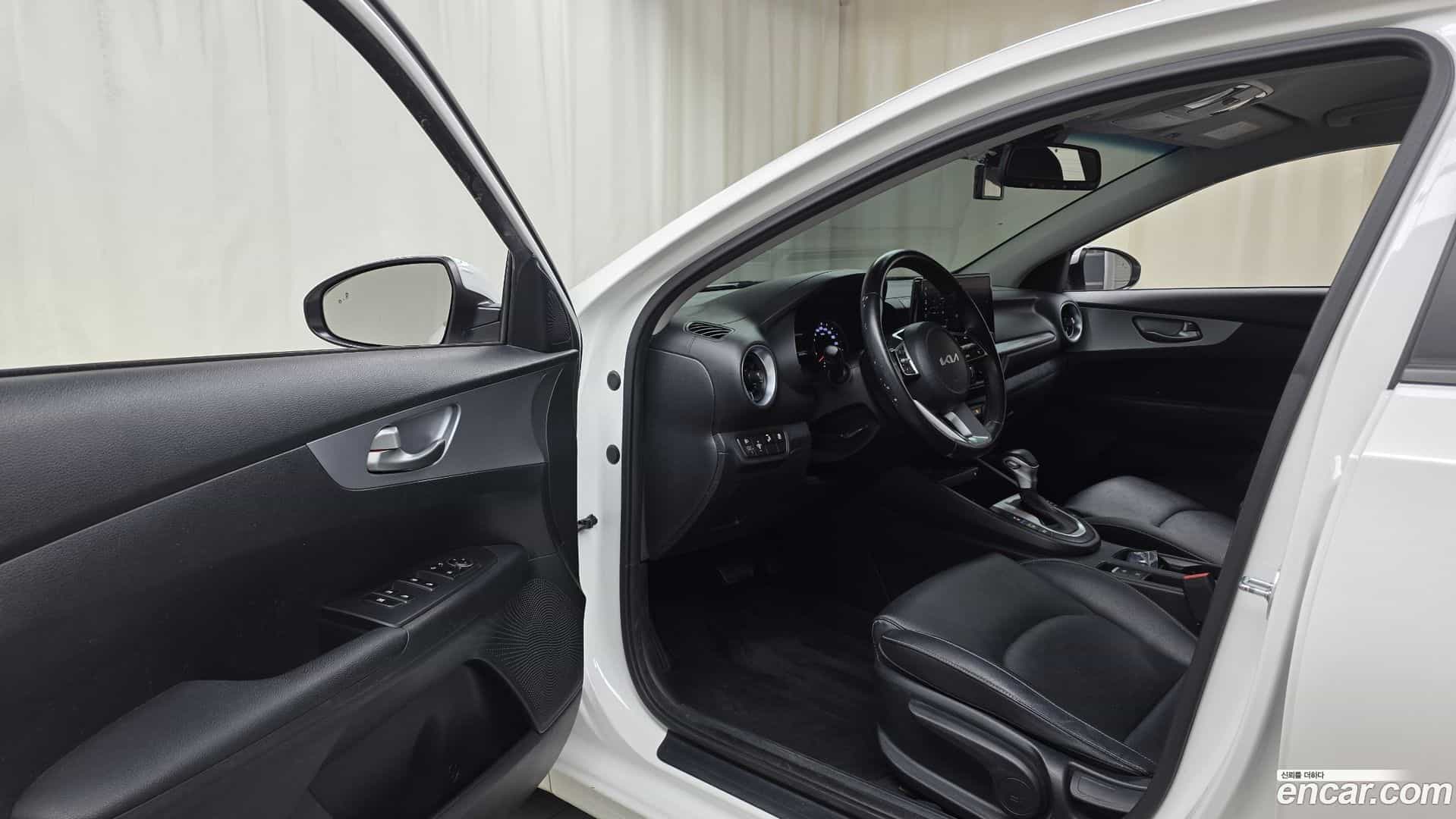 K3 Kia 2021.10-INNER-010
