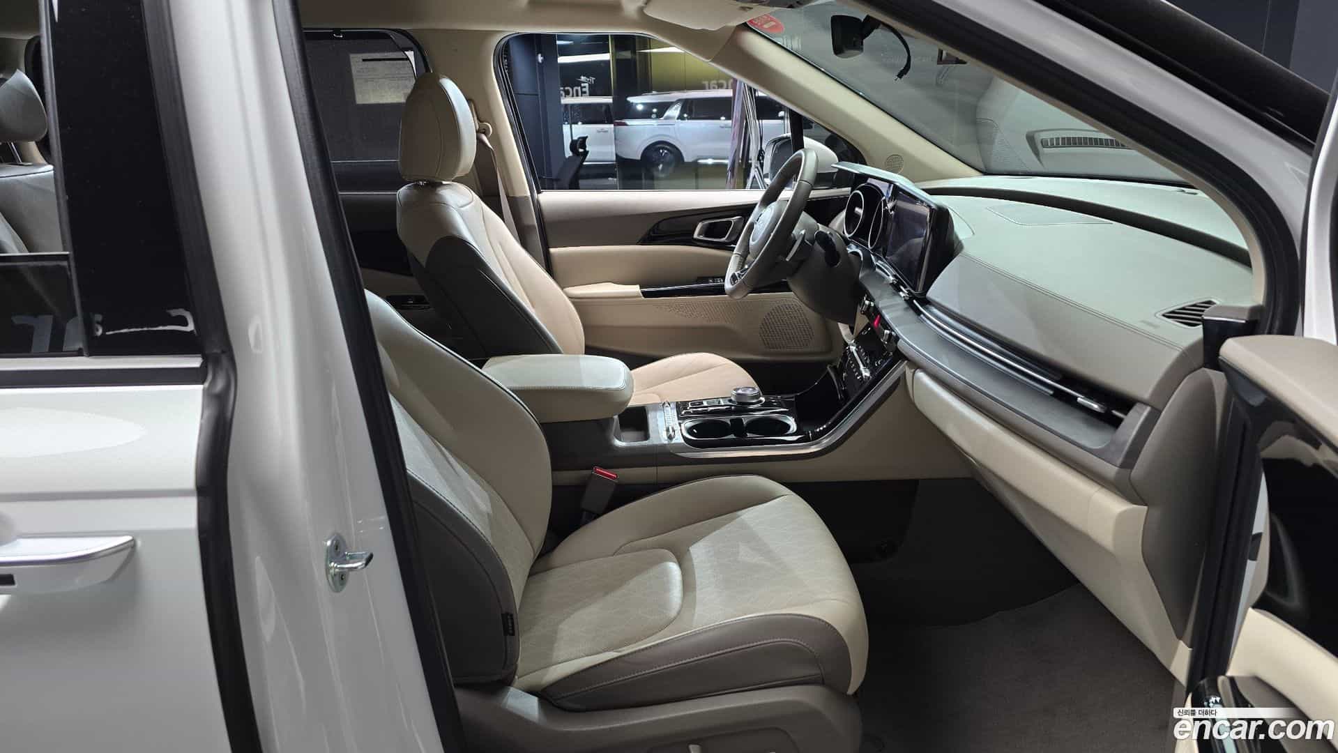 Canival Kia 2022.9-OPTION-015