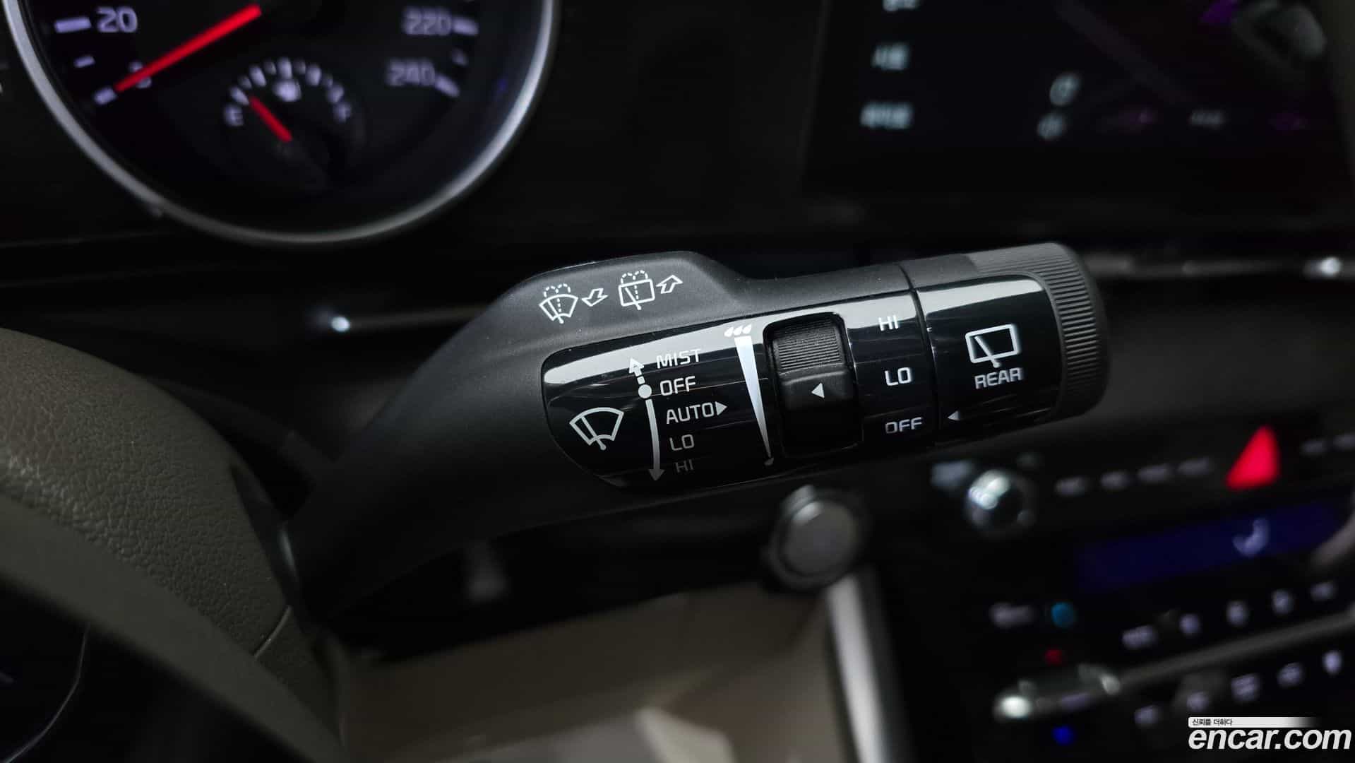 Canival Kia 2022.9-OPTION-021