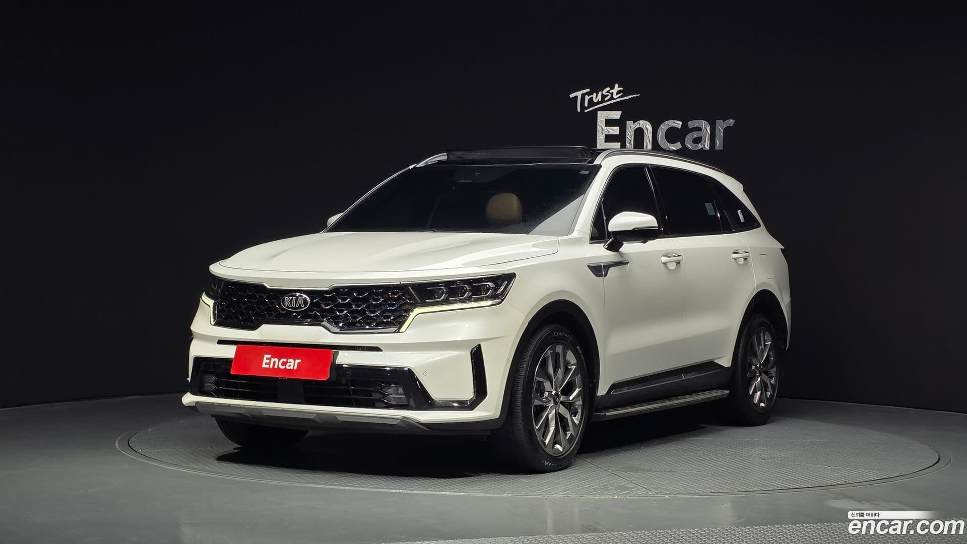 Main__Slider__Photo:Sorento Kia 2020.11-0