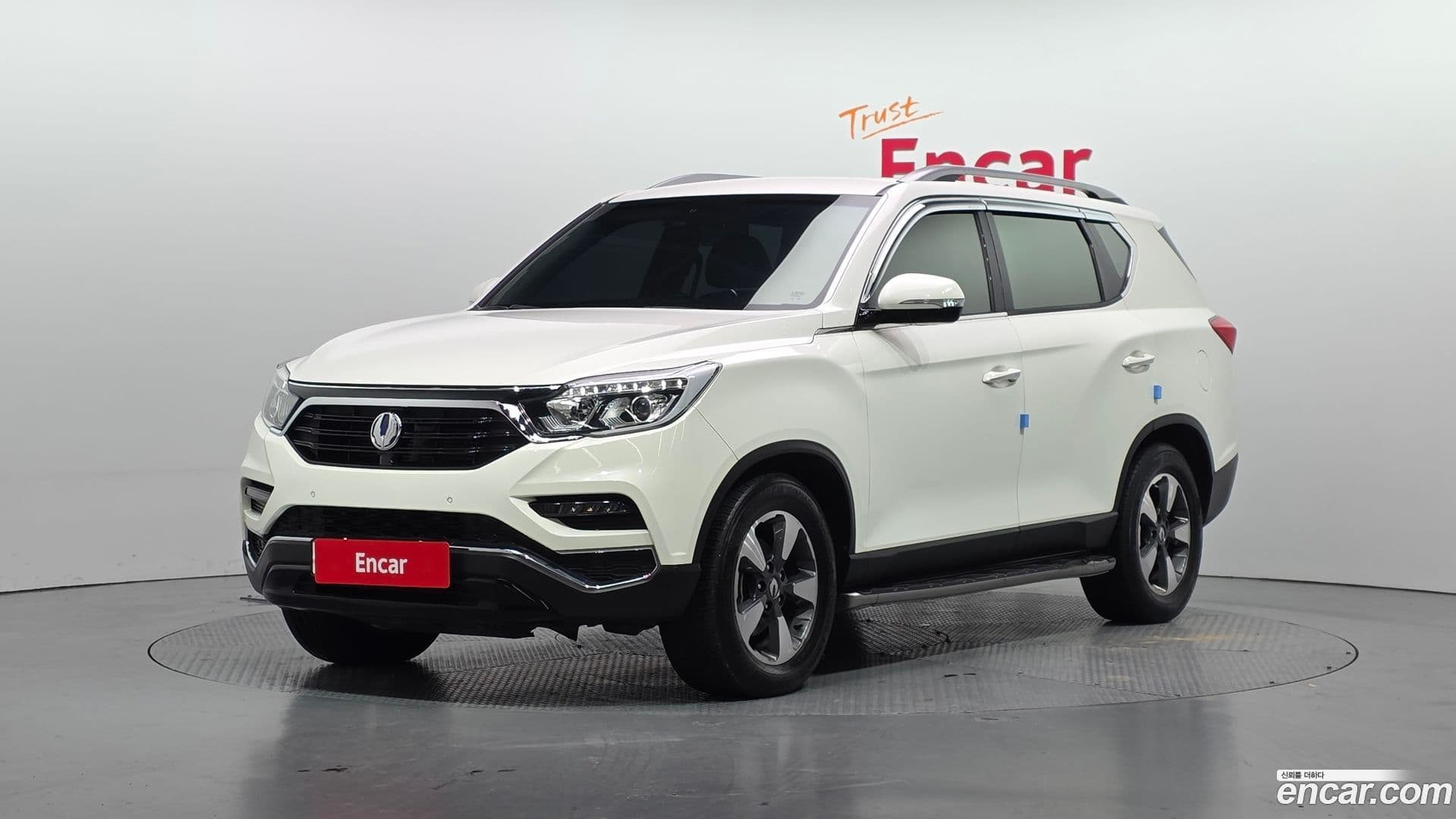 Main__Slider__Photo:Rexton KG Mobility 2017.4-0