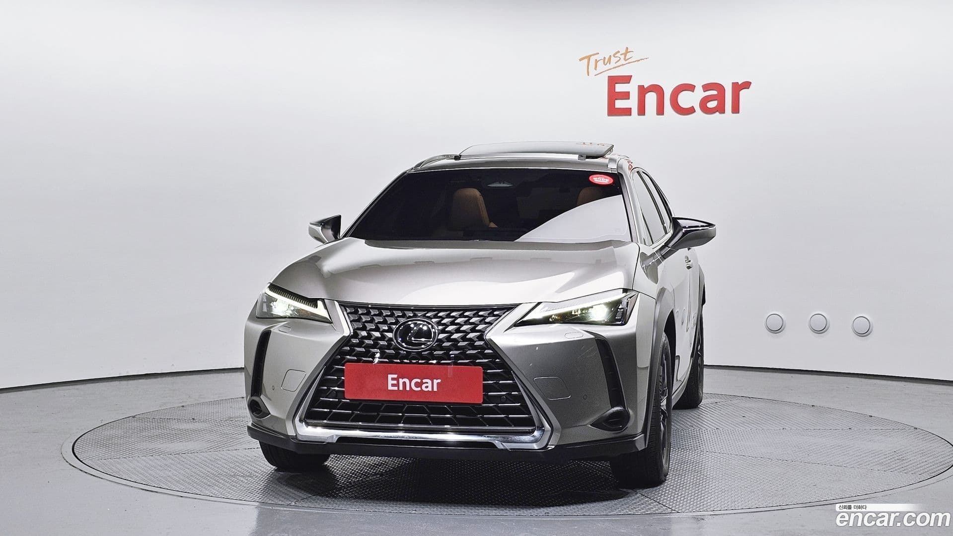 Main__Slider__Photo:UX Lexus 2024.8-2