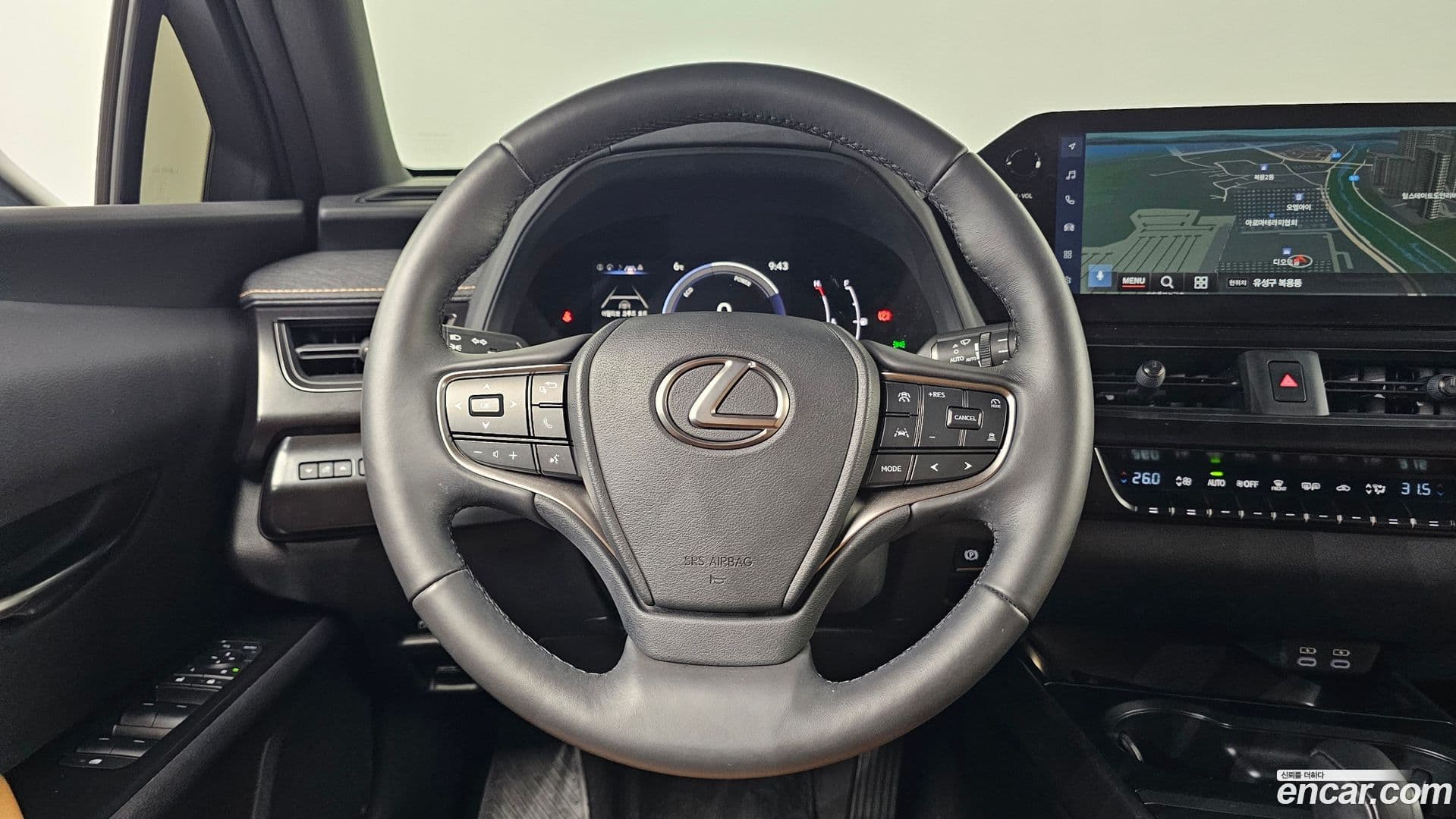 Main__Slider__Photo:UX Lexus 2024.8-14