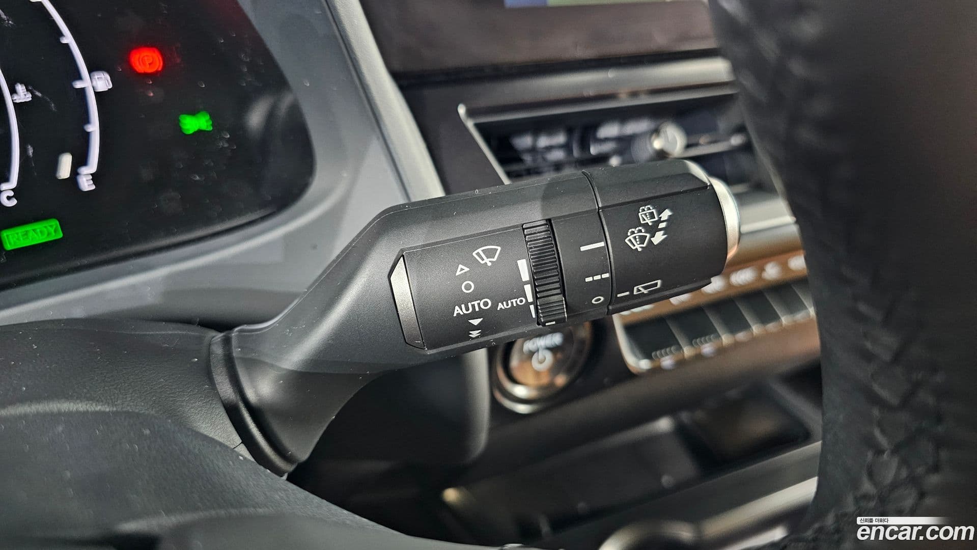 Main__Slider__Photo:UX Lexus 2024.8-15