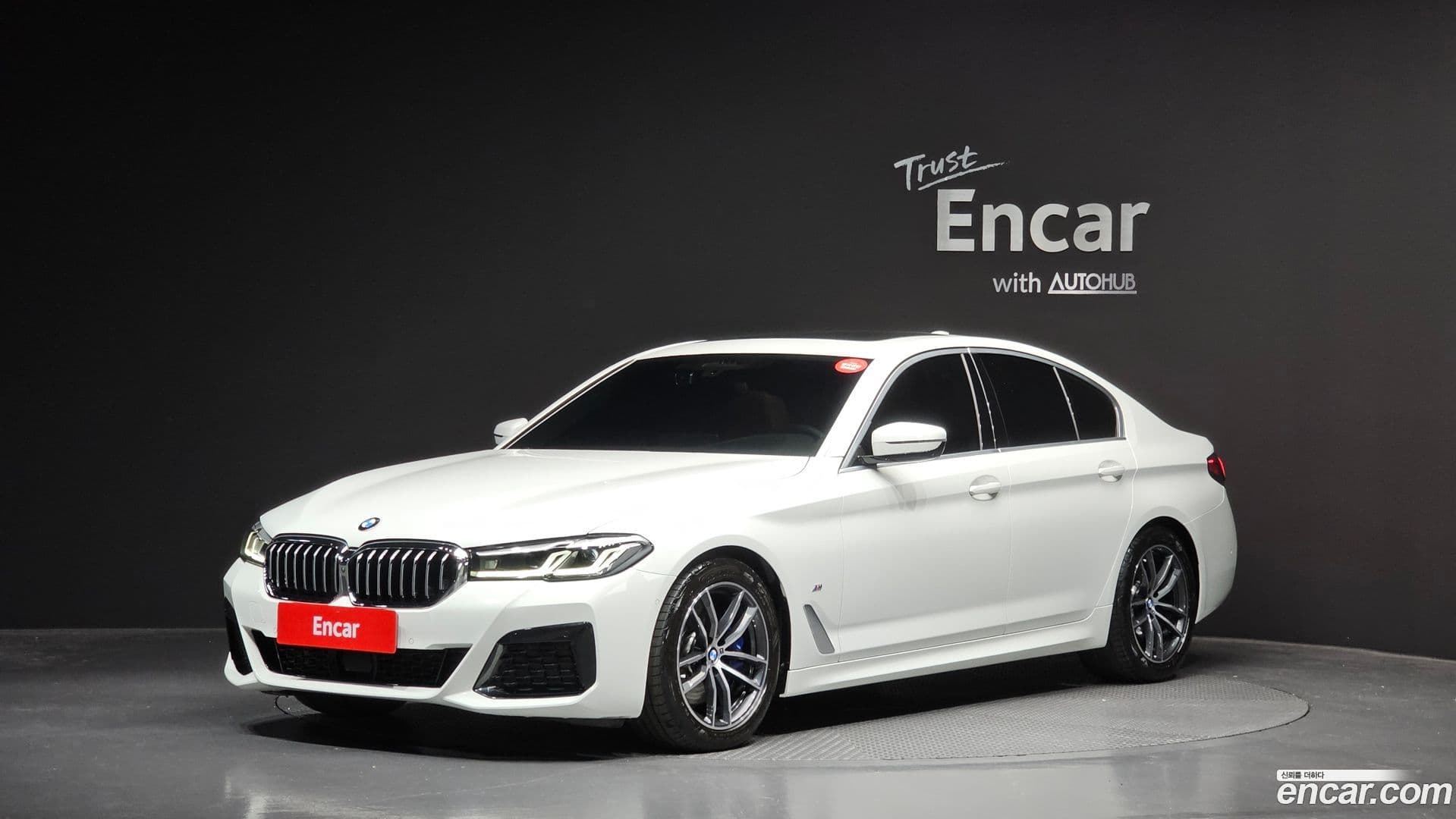 Main__Slider__Photo:5-Series BMW 2021.9-0