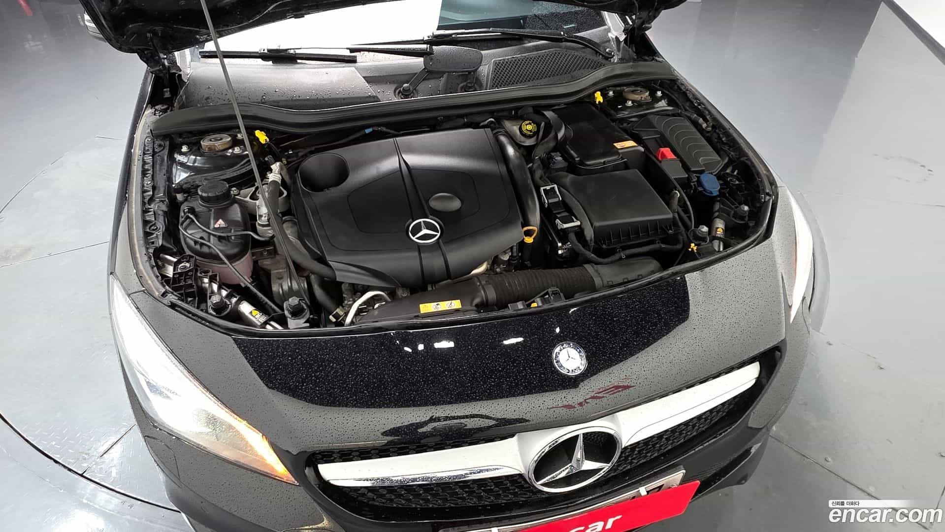 CLA-Class Mercedes-Benz 2016.3-INNER-006
