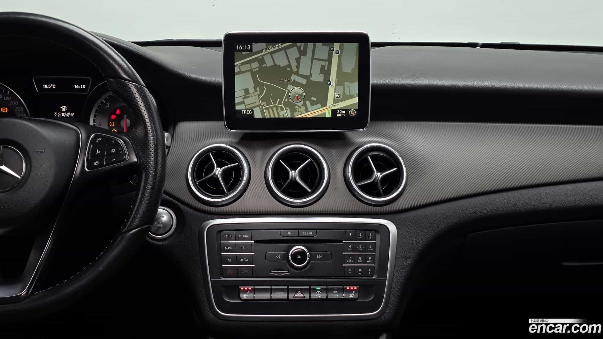 CLA-Class Mercedes-Benz 2016.3-OPTION-018