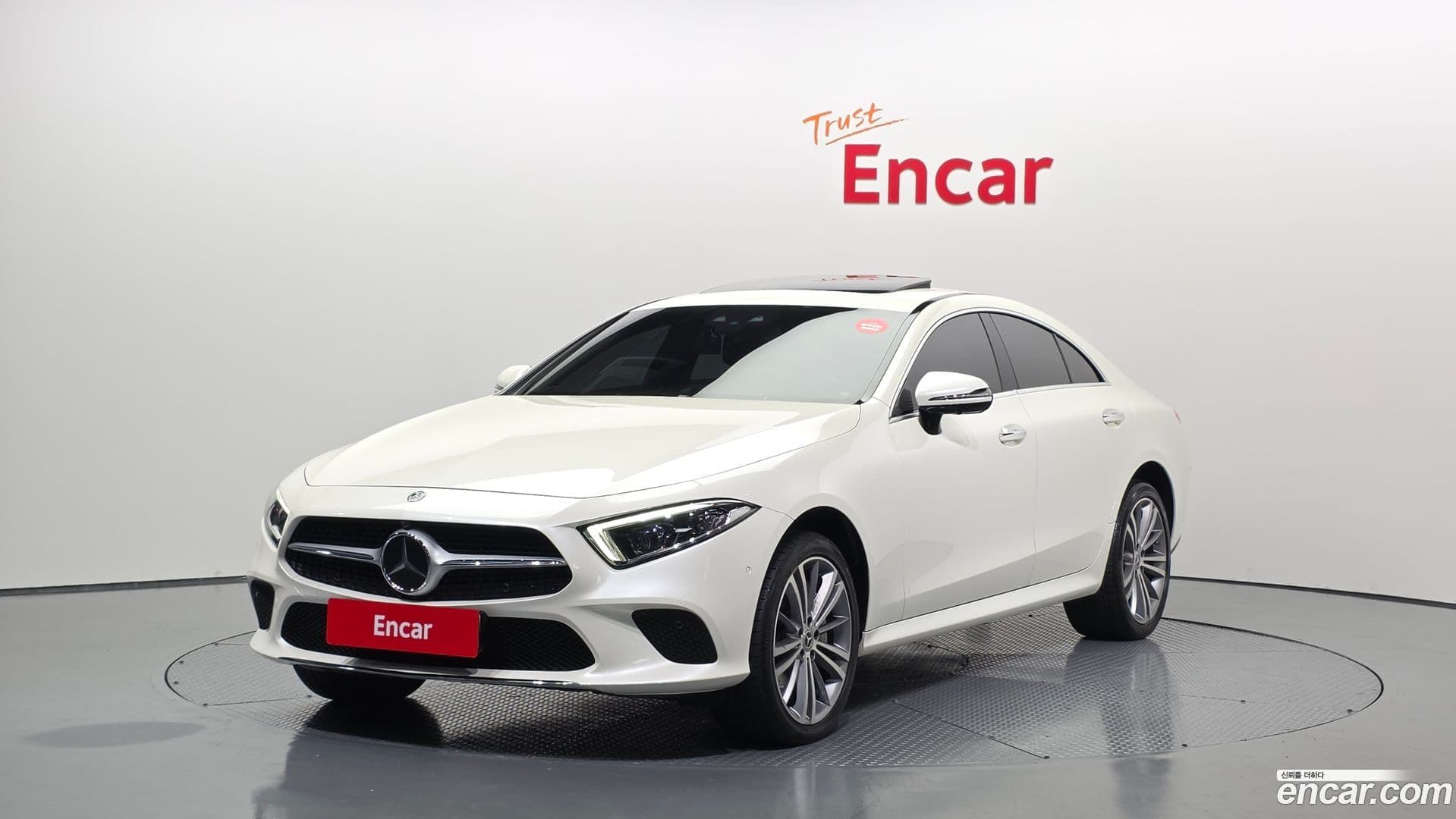 Main__Slider__Photo:CLS-Class Mercedes-Benz 2019.5-0