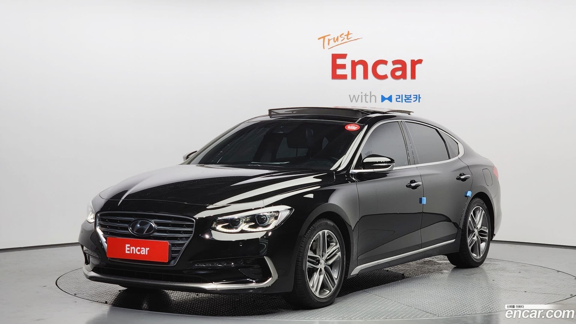 Main__Slider__Photo:Grandeur Hyundai 2017.2-0