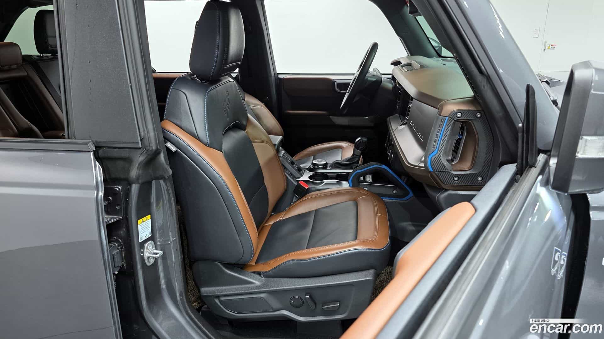 Bronco Ford 2023.11-OPTION-016