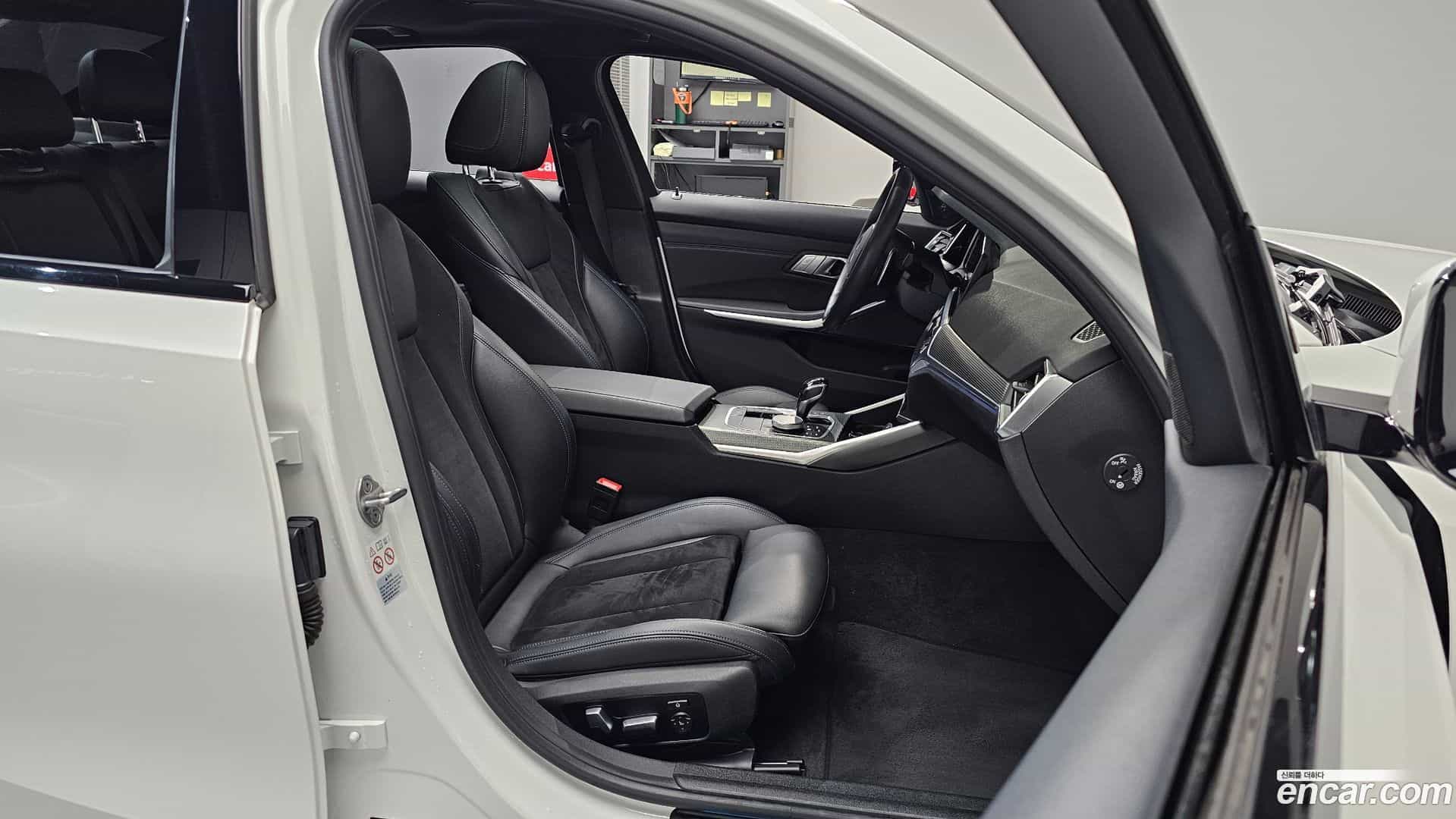 3-Series BMW 2021.4-INNER-010
