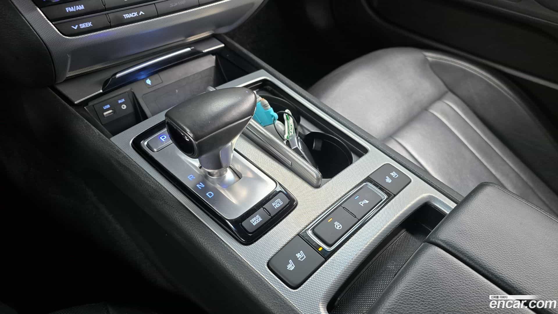 G80 Genesis 2016.10-INNER-009
