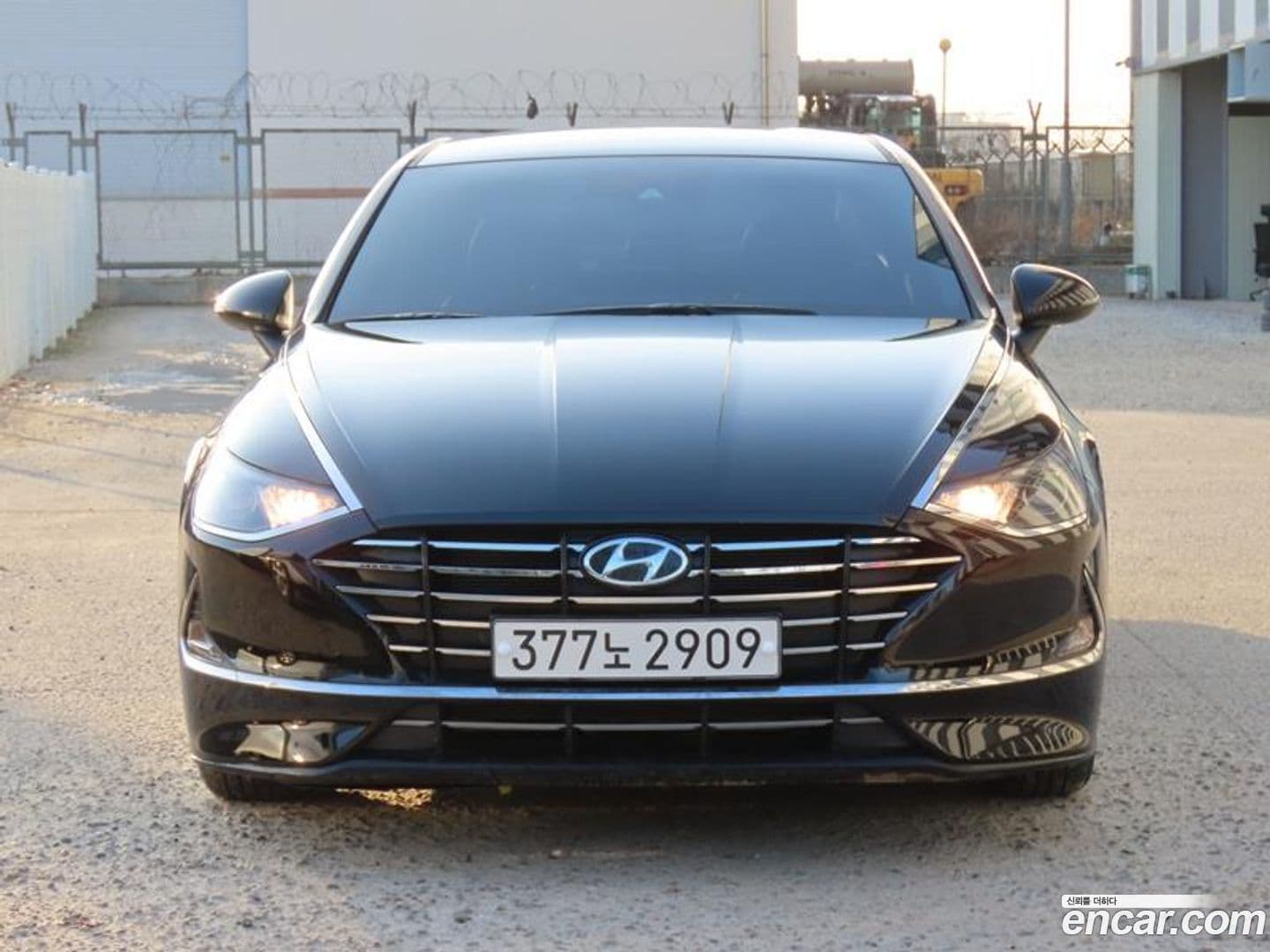 Main__Slider__Photo:Sonata Hyundai 2021.9-0