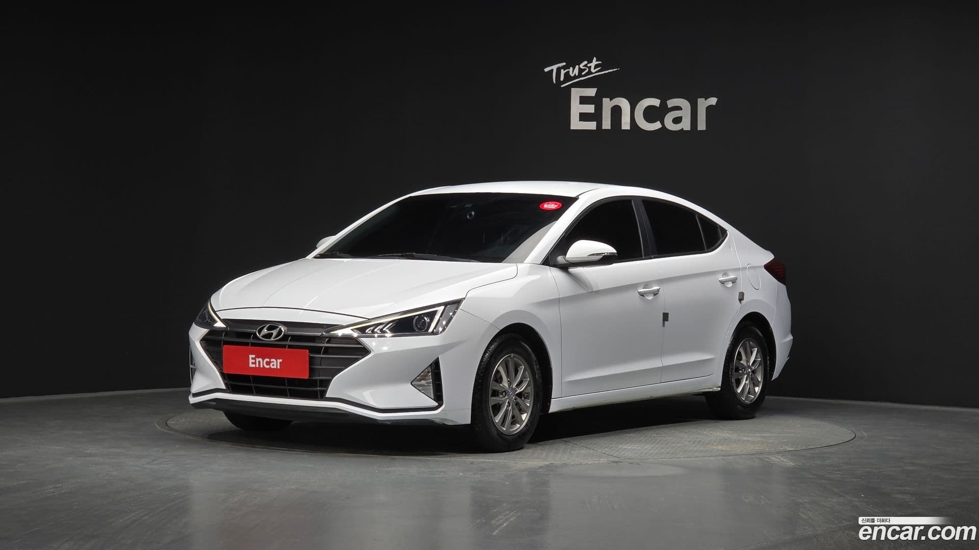 Main__Slider__Photo:AVANTE Hyundai 2019.0-0