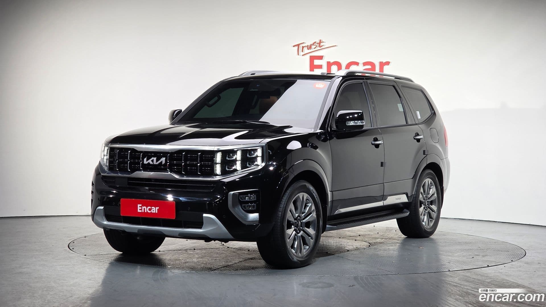 Main__Slider__Photo:Mohave Kia 2024.5-0