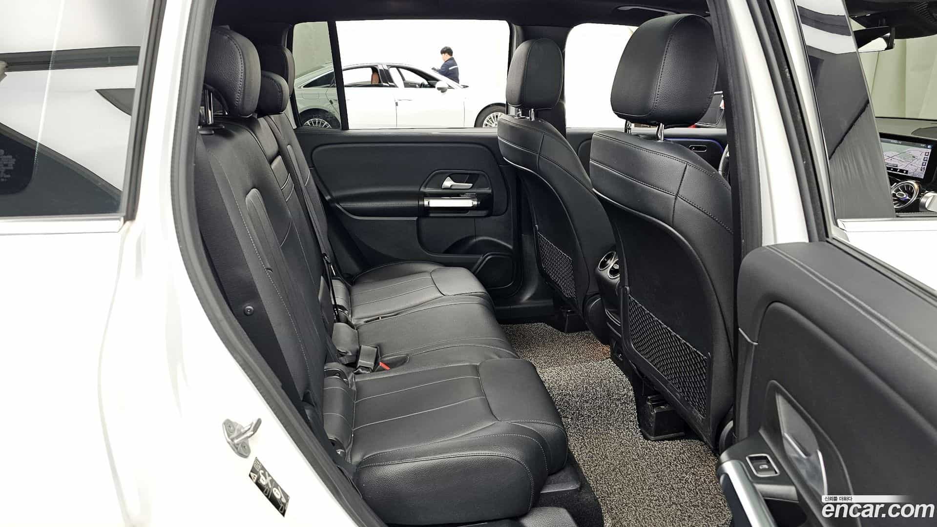 GLB-Class Mercedes-Benz 2021.1-OPTION-016