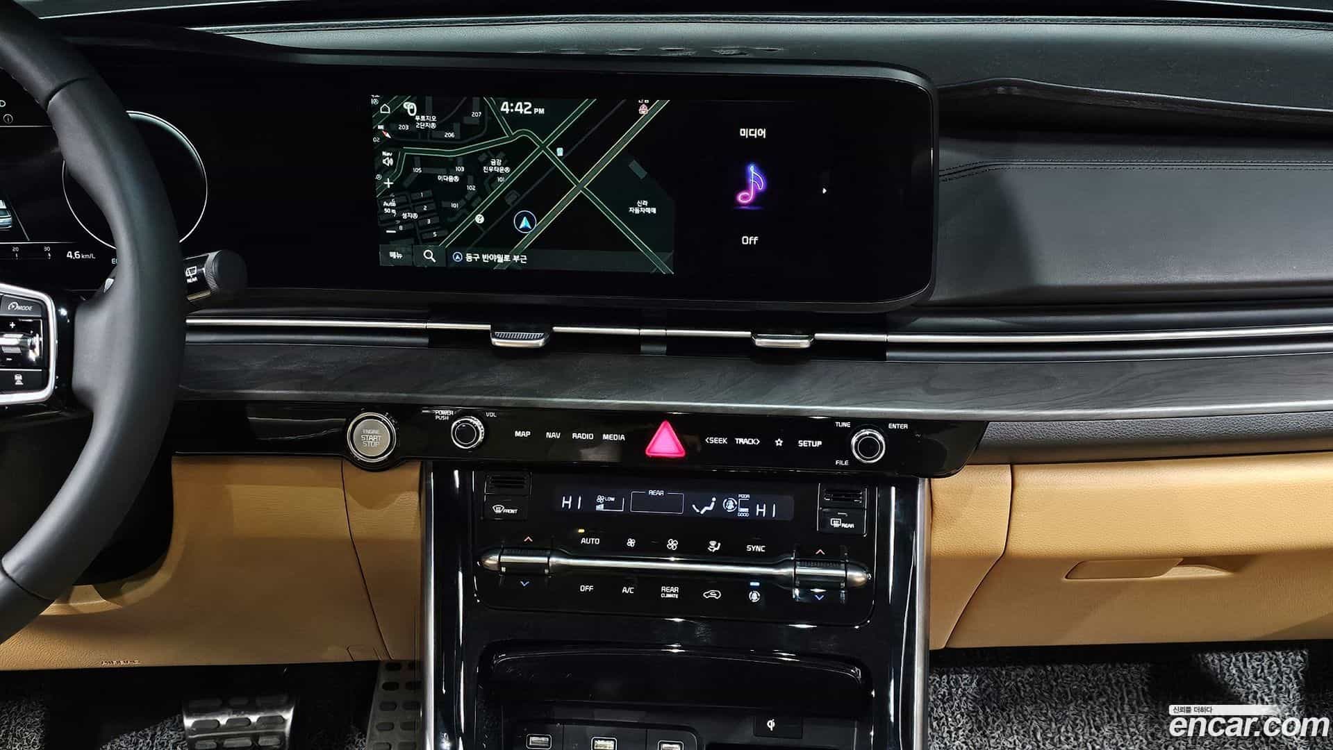 Canival Kia 2022.6-OPTION-018