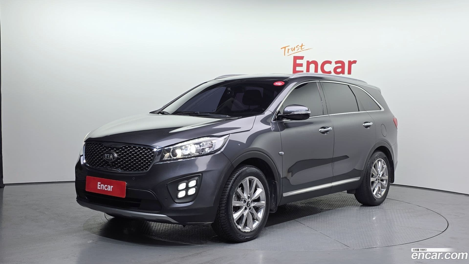 Main__Slider__Photo:Sorento Kia 2015.11-0