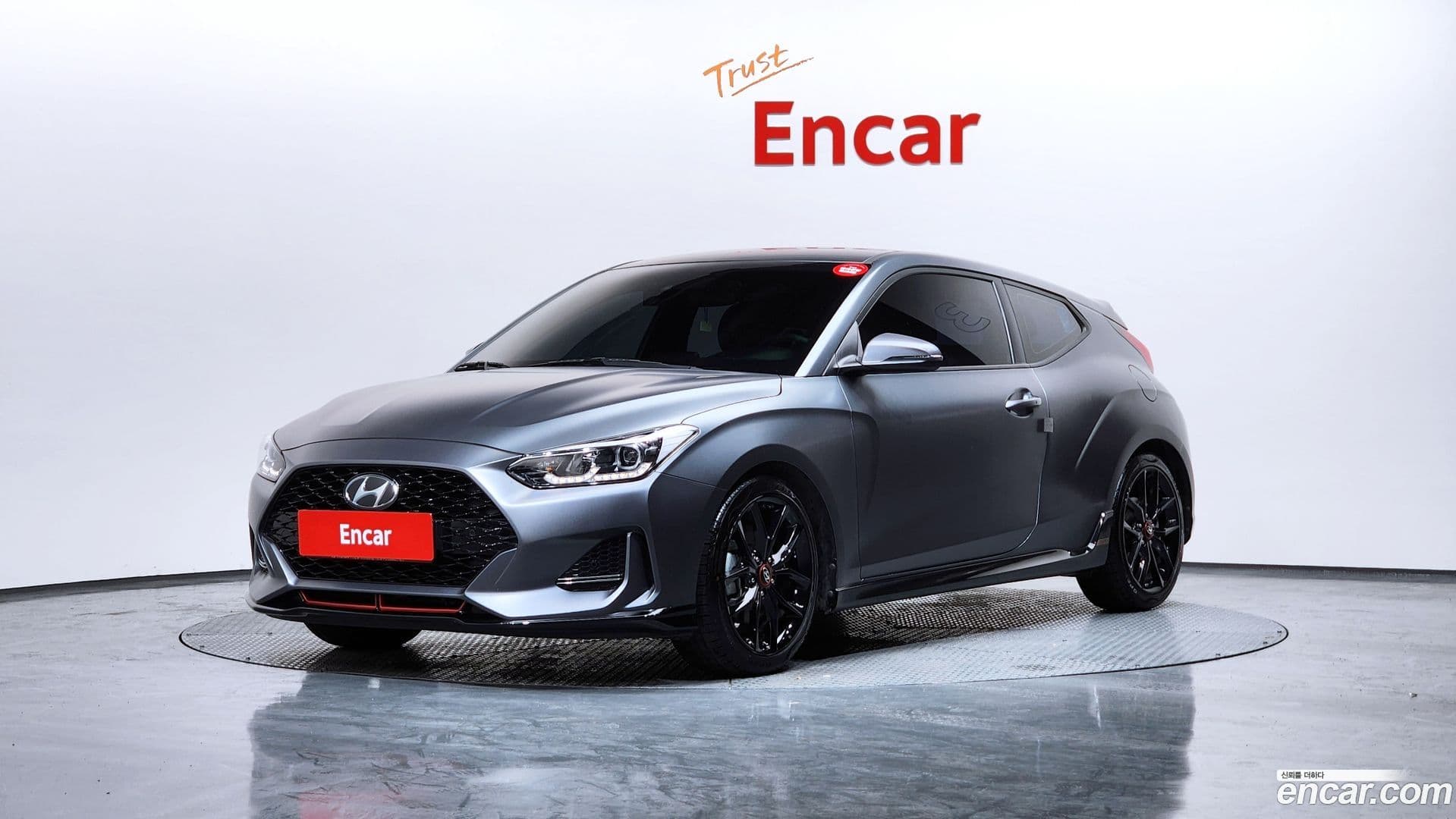 Main__Slider__Photo:Veloster Hyundai 2019.8-0