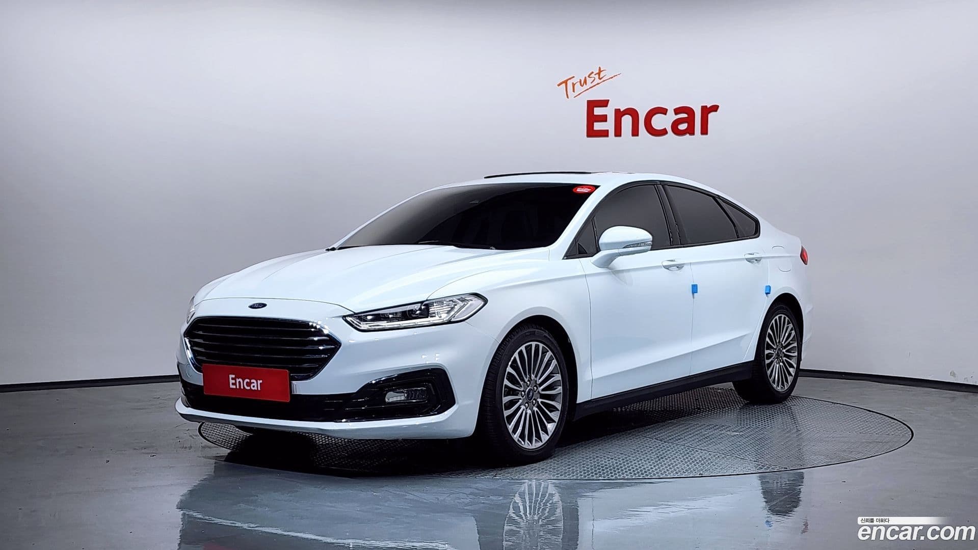 Main__Slider__Photo:Mondeo Ford 2020.9-0