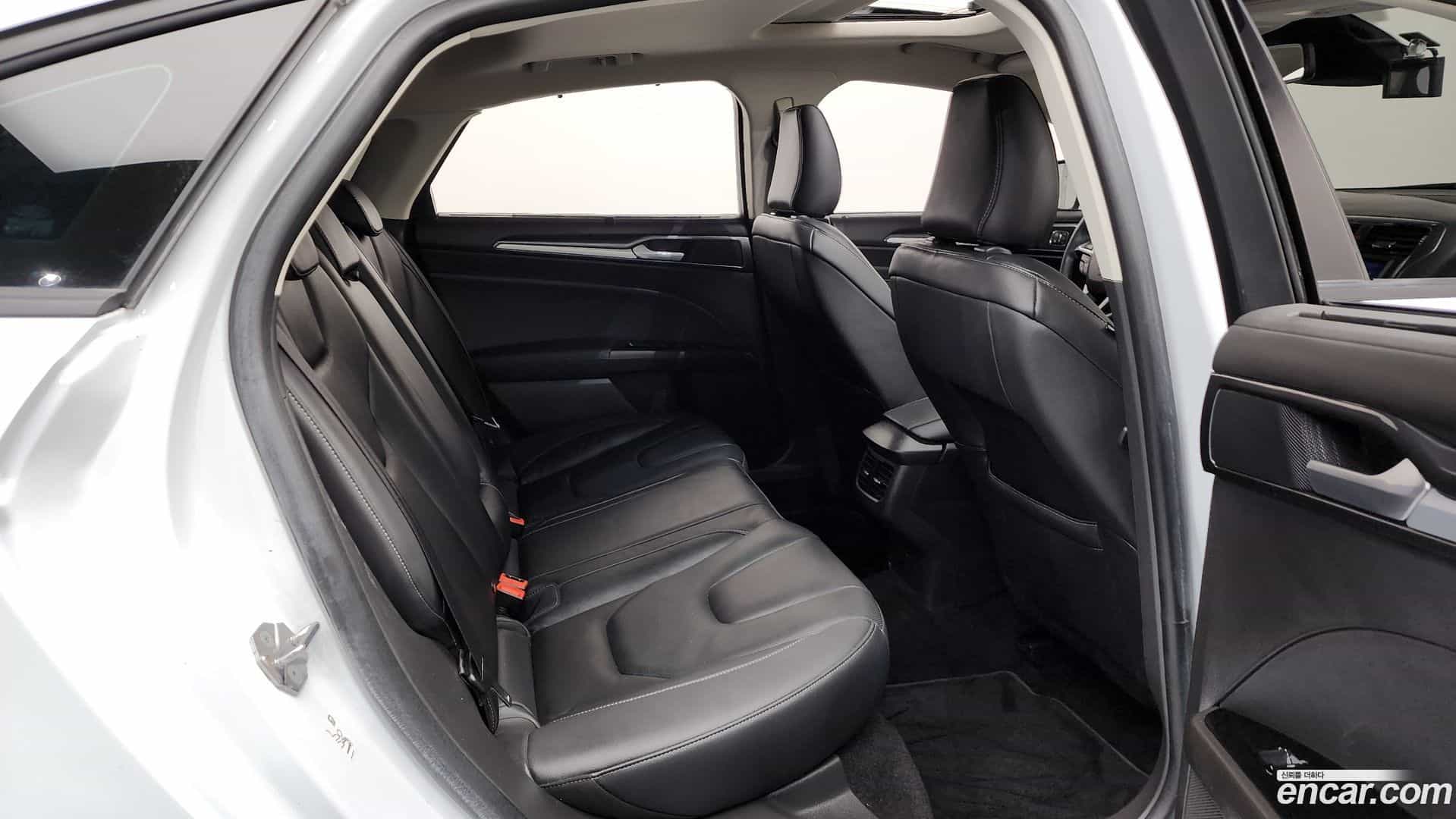 Mondeo Ford 2020.9-OPTION-016