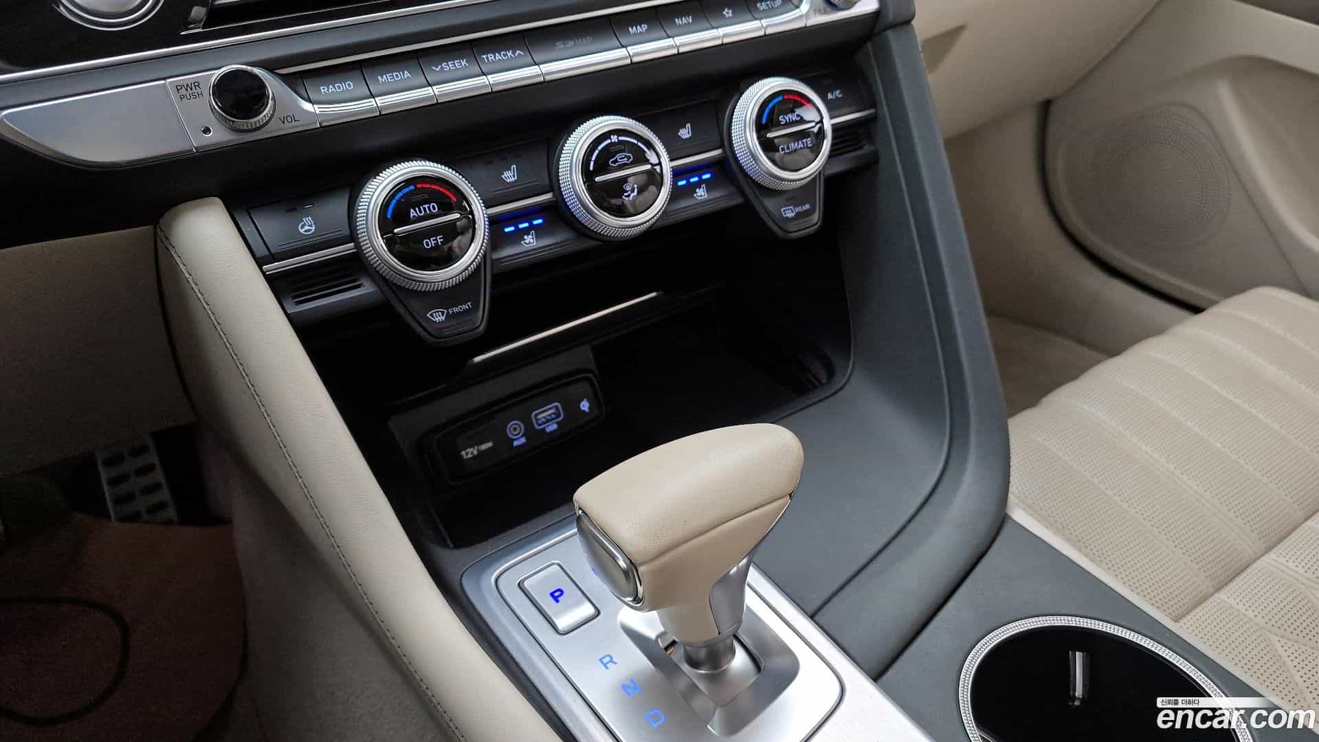 G70 Genesis 2018.3-INNER-009