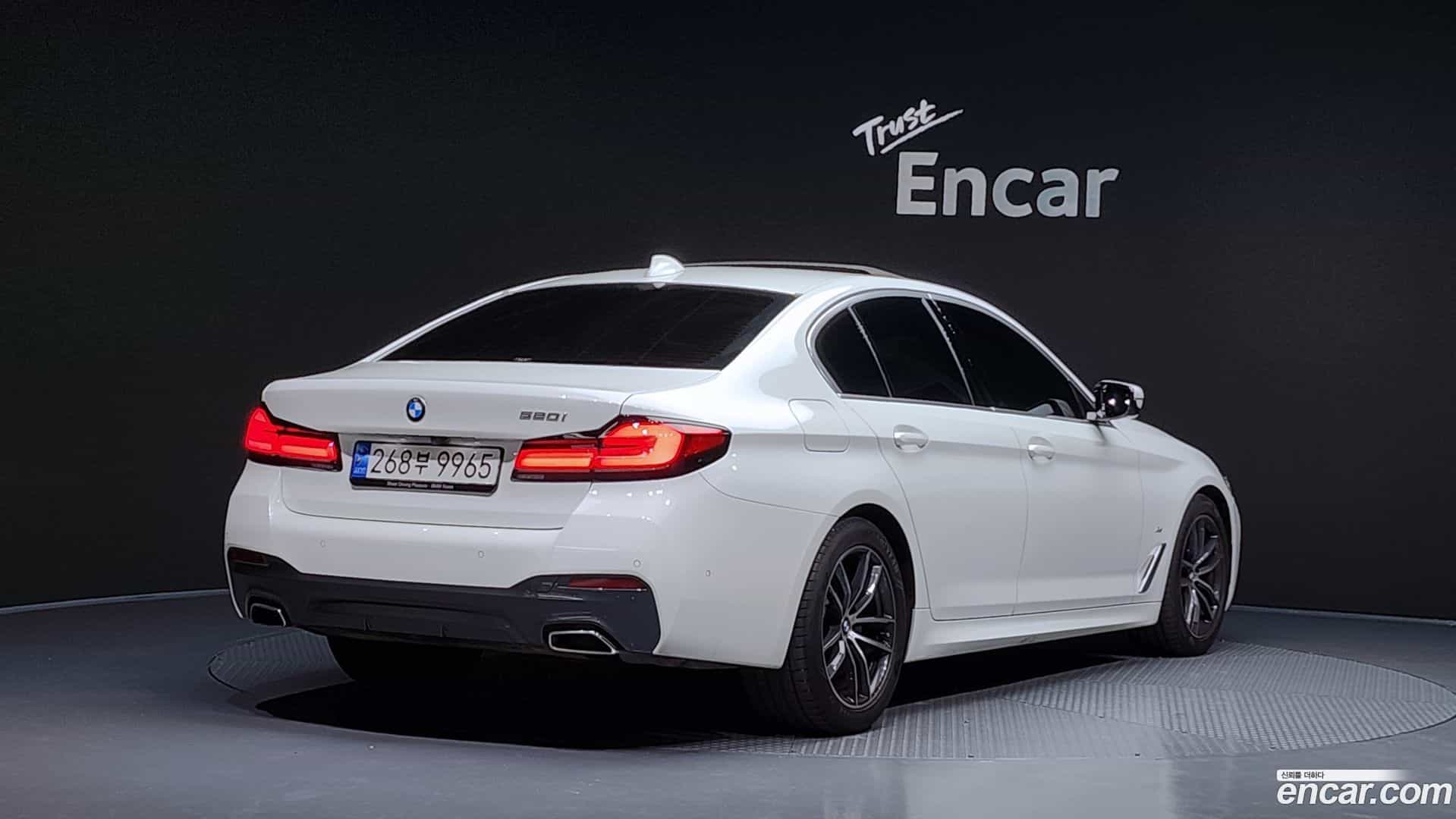 5-Series BMW 2022.4-OUTER-002