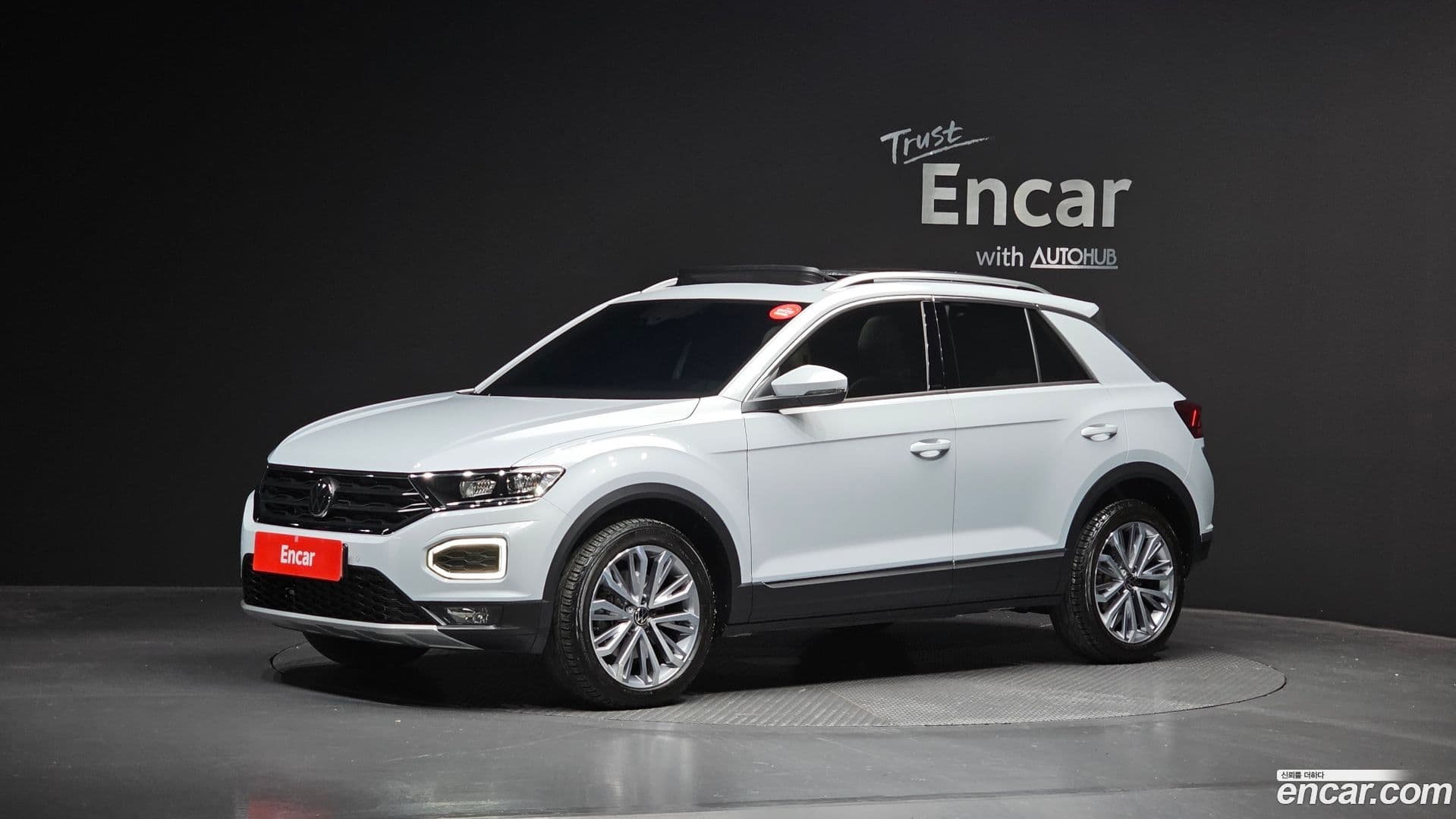 Main__Slider__Photo:T-Roc Volkswagen 2021.3-0