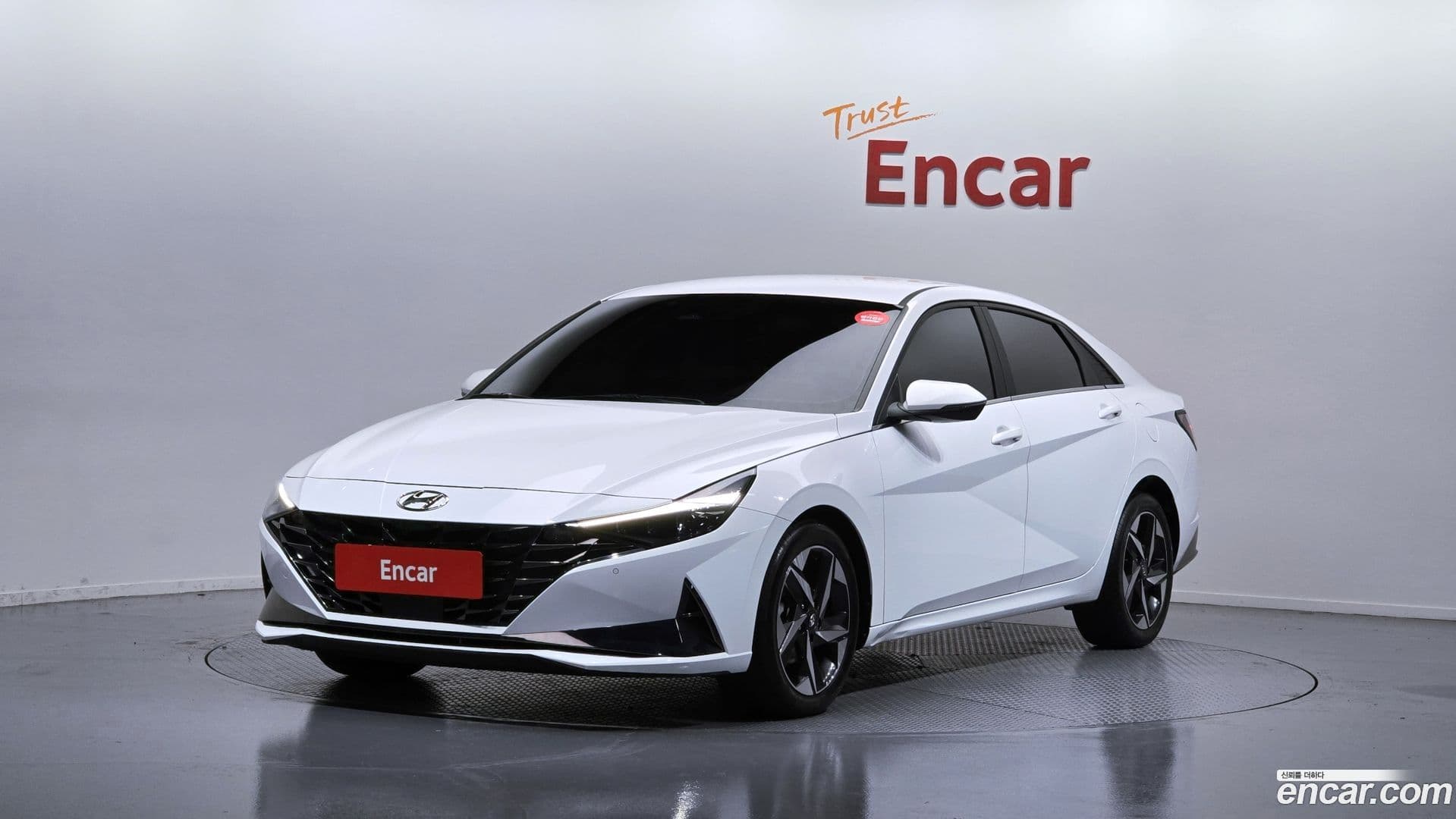 Main__Slider__Photo:AVANTE Hyundai 2021.1-0
