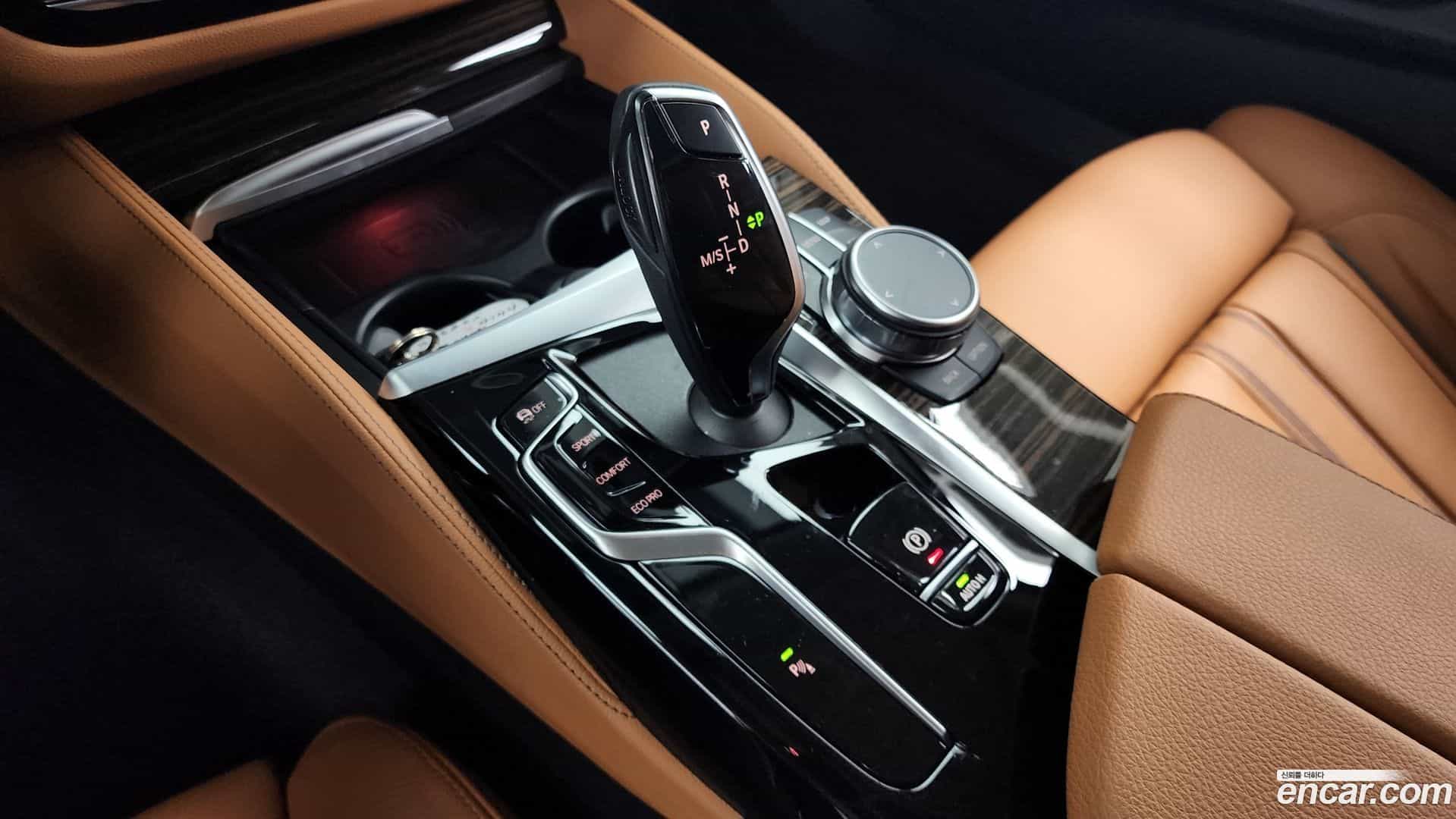 5-Series BMW 2022.11-INNER-009