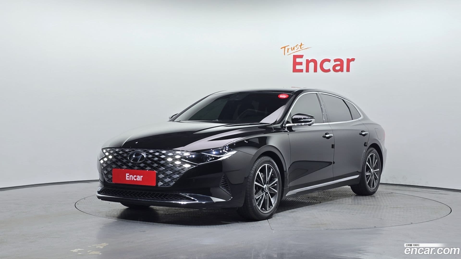 Main__Slider__Photo:Grandeur Hyundai 2020.11-0