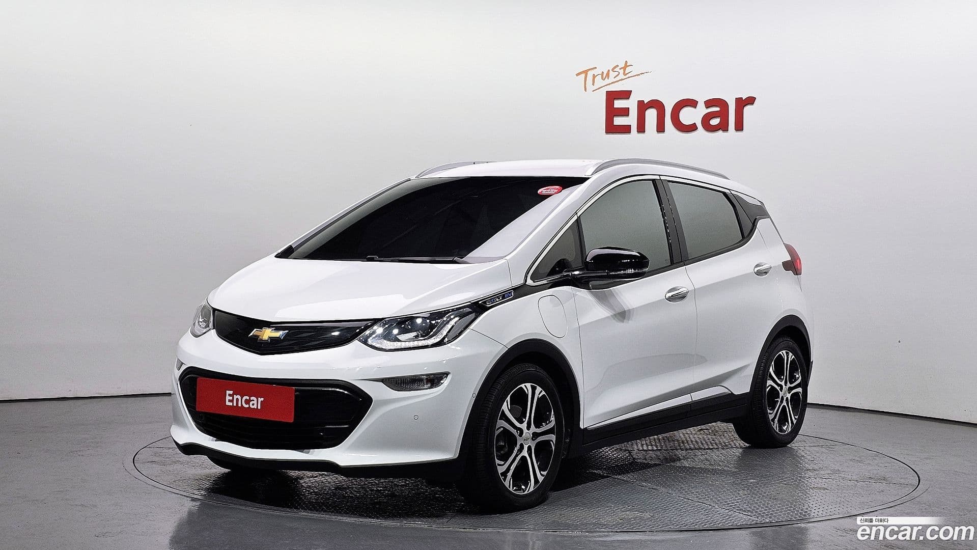 Main__Slider__Photo:Bolt EV Chevrolet 2019.11-0