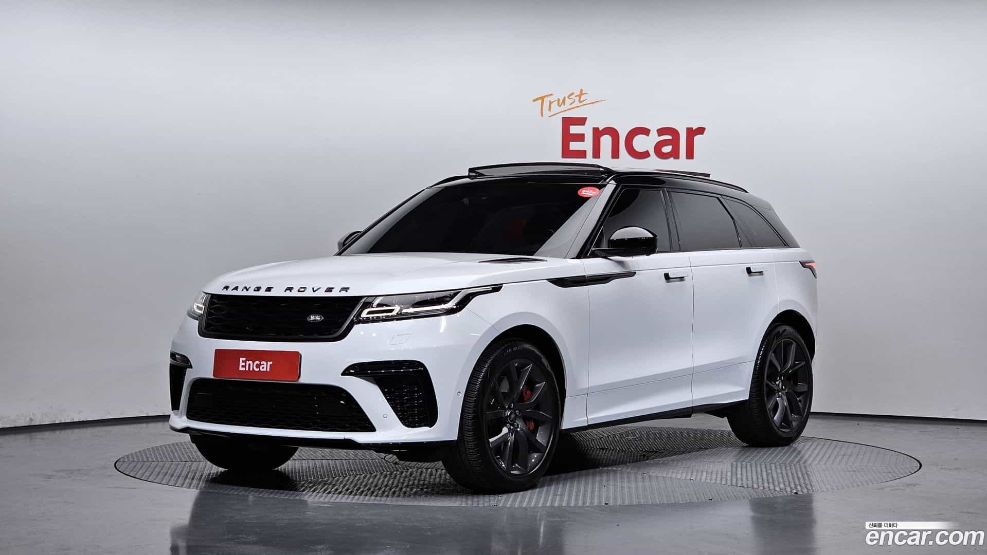 Range Rover Velar Land Rover 2019.11-OUTER-001