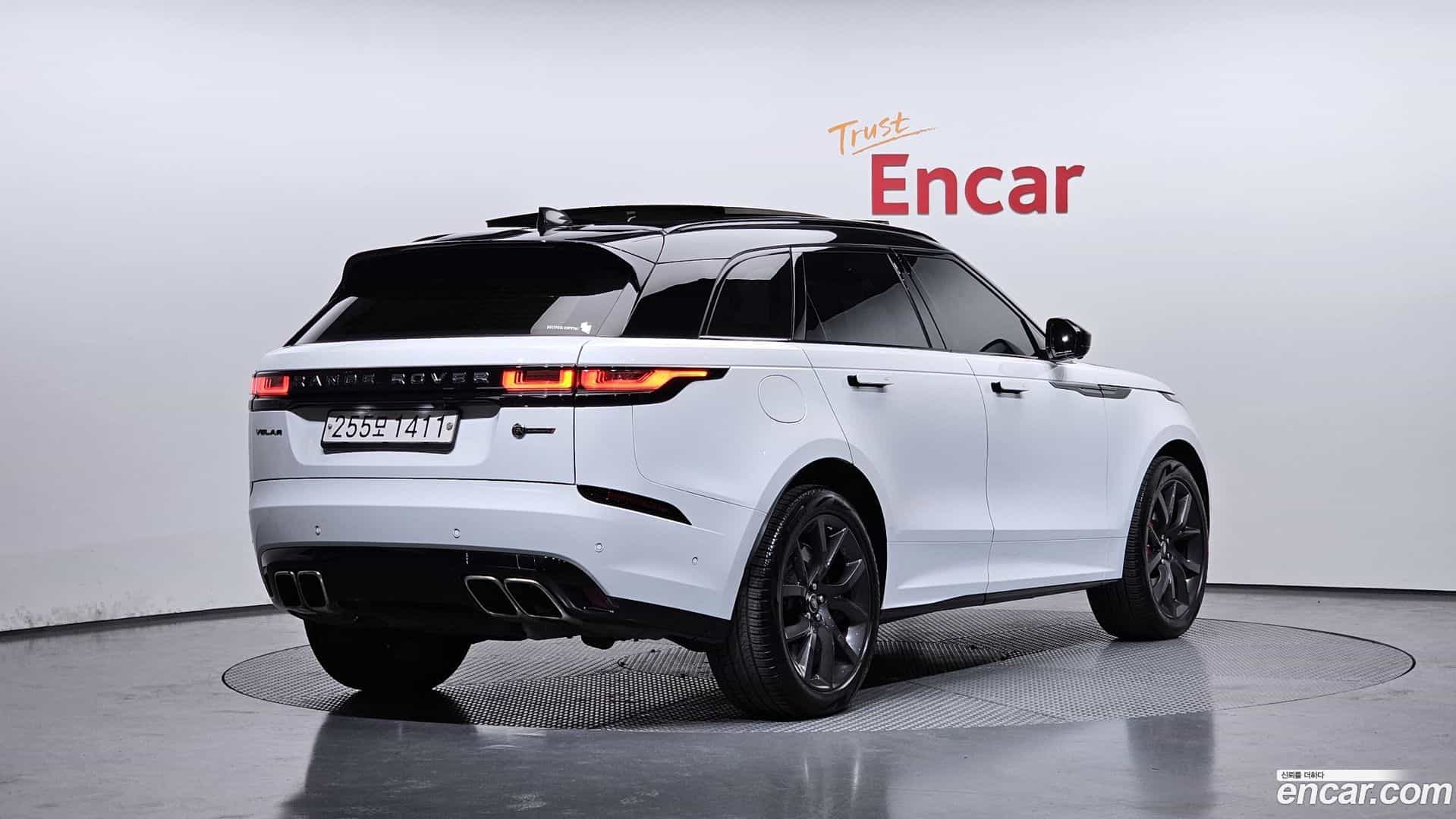 Range Rover Velar Land Rover 2019.11-OUTER-002