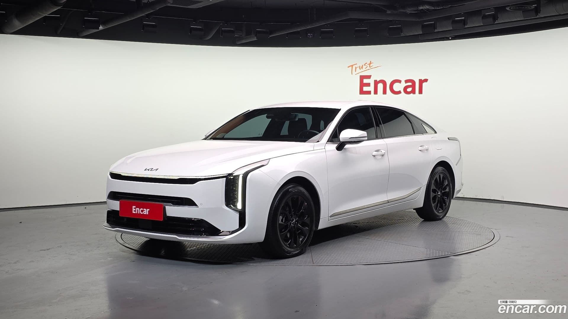 Main__Slider__Photo:K8 Kia 2024.8-0