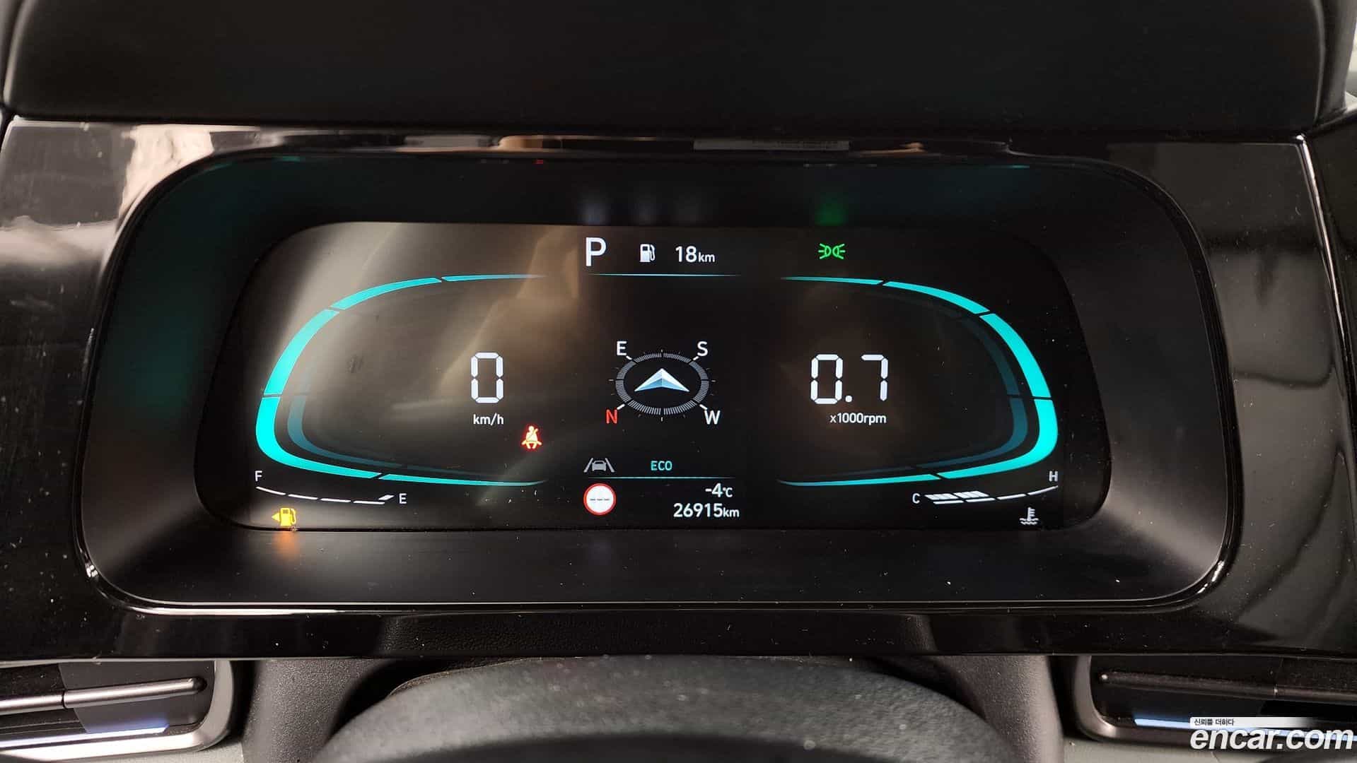 AVANTE Hyundai 2023.10-INNER-008