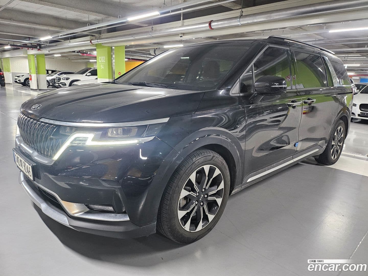 Main__Slider__Photo:Canival Kia 2021.2-0