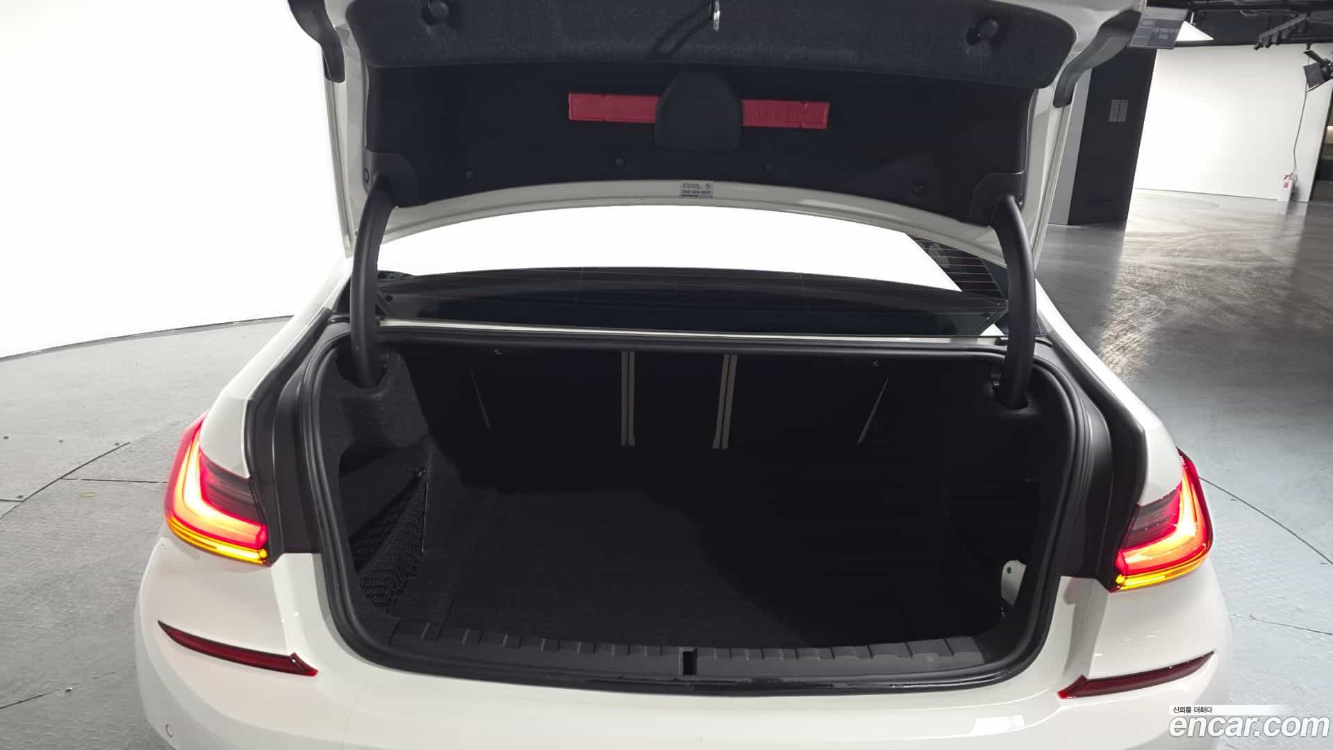 3-Series BMW 2022.6-OPTION-024